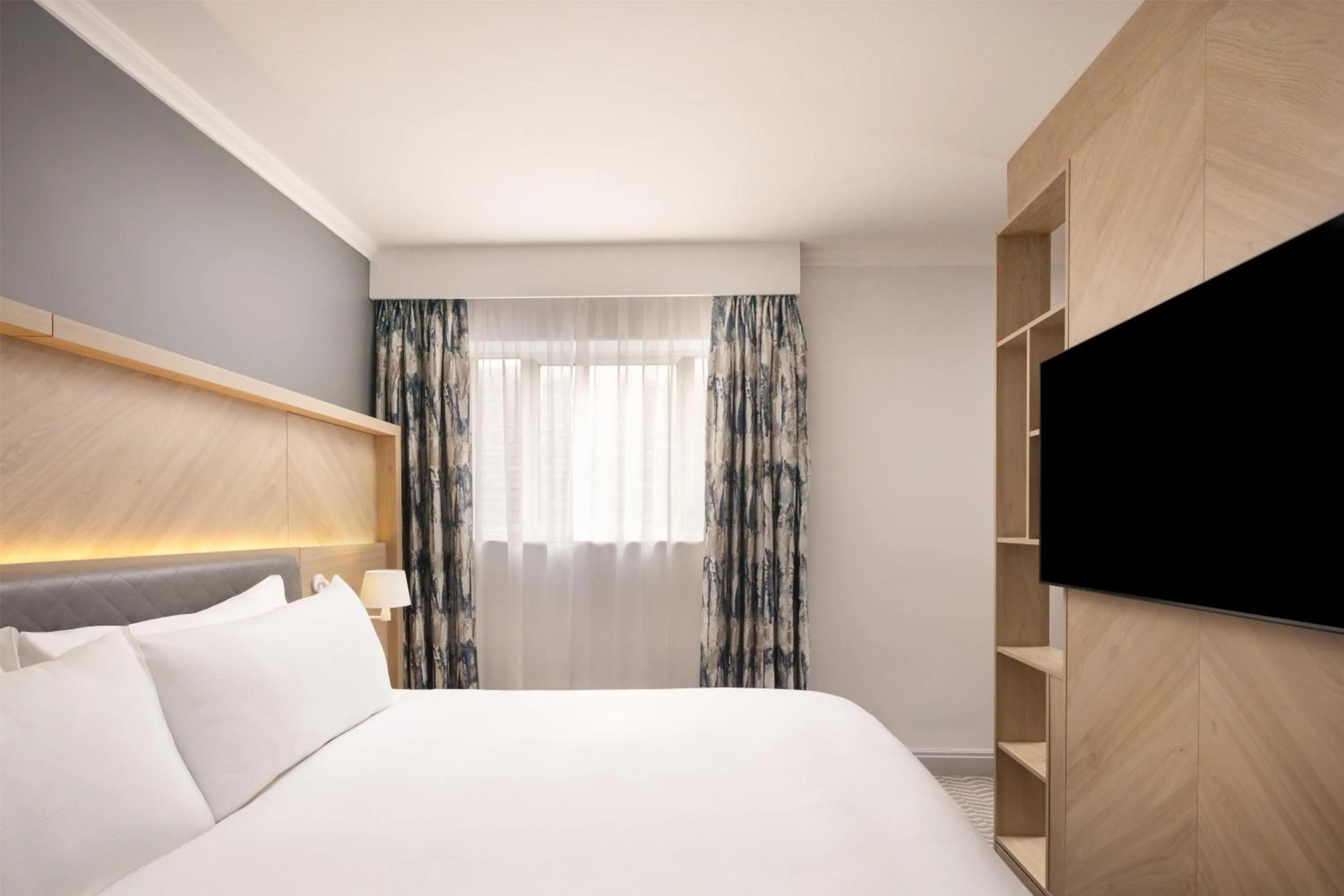 Bed in Hilton Northampton Hotel