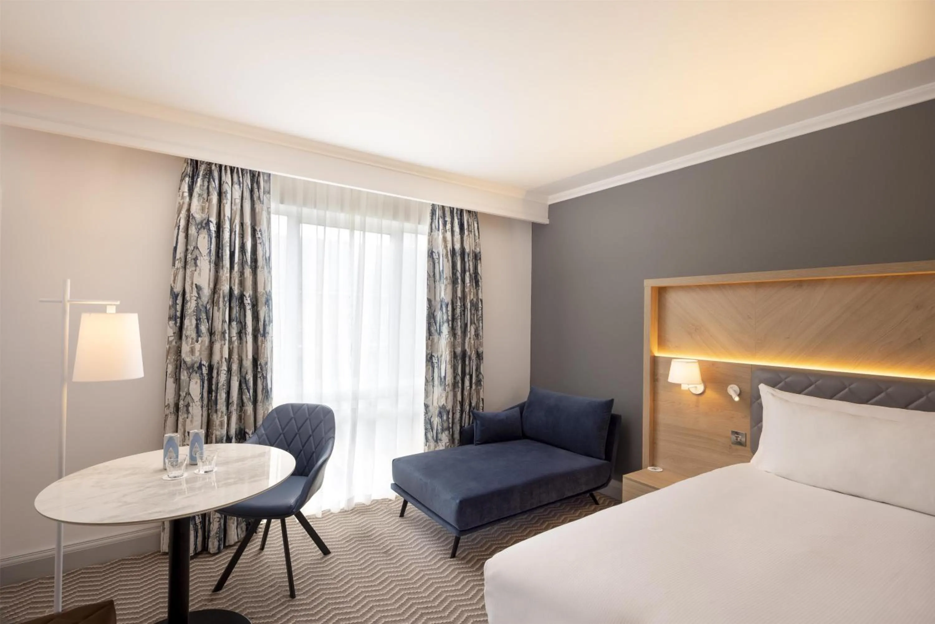 Bed in Hilton Northampton Hotel