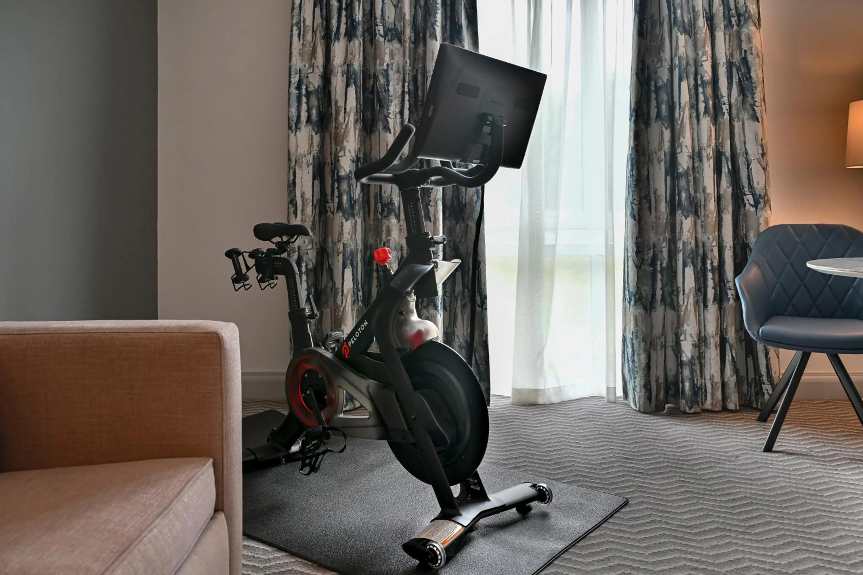 Bedroom in Hilton Northampton Hotel