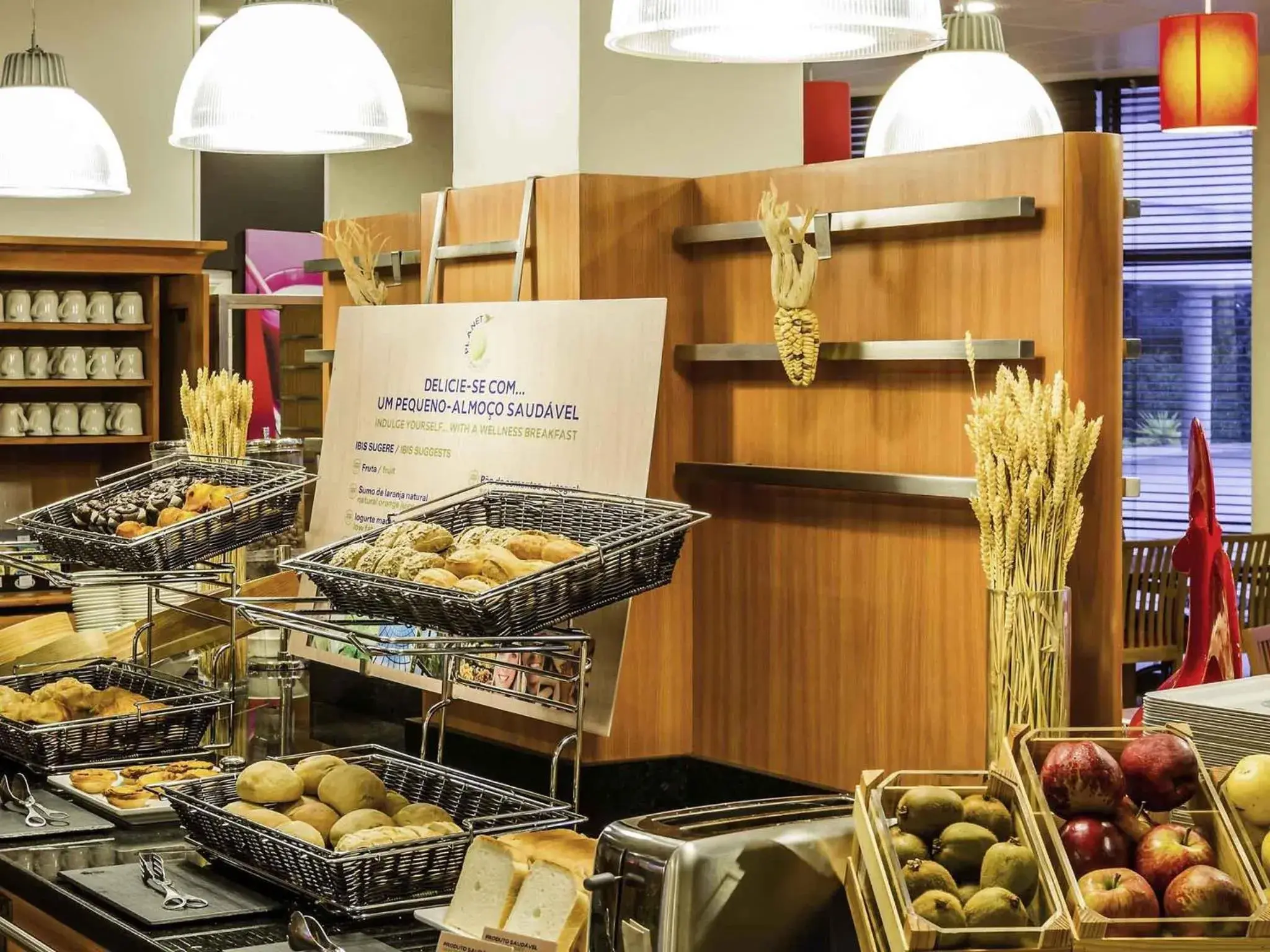 Restaurant/places to eat in Hotel ibis Faro Algarve Restaurant/places to eat in Hotel ibis Faro Algarve