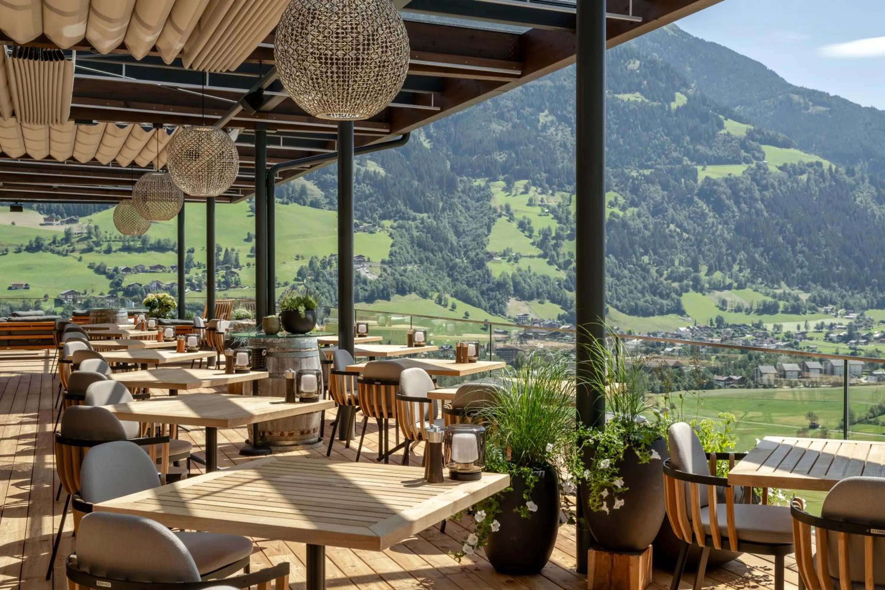 Restaurant/places to eat in Das.Goldberg