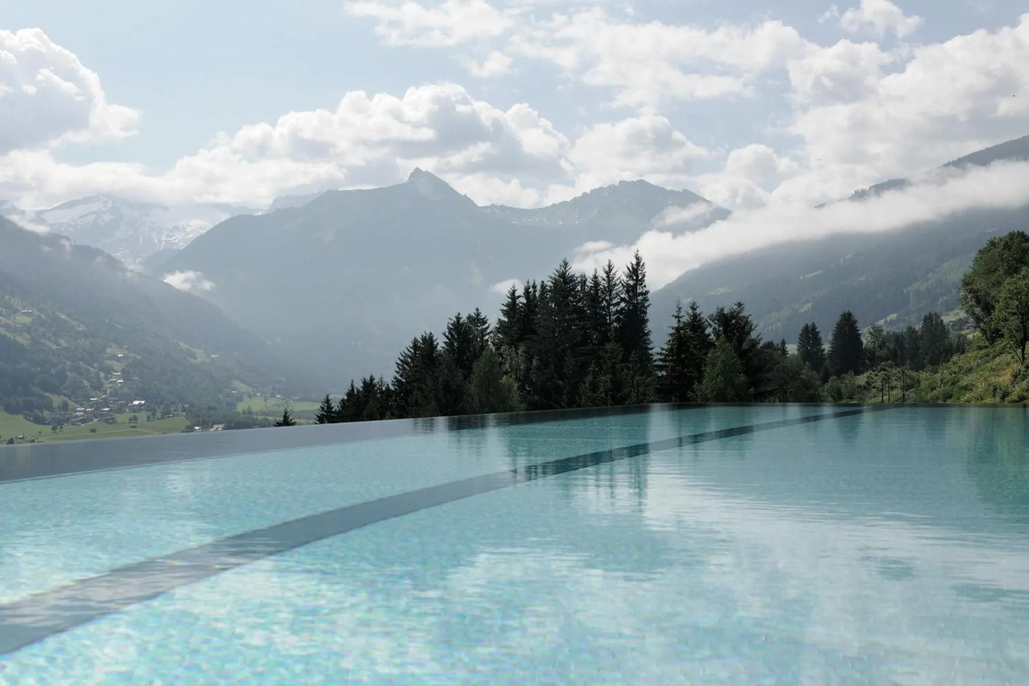 Swimming pool in Das.Goldberg