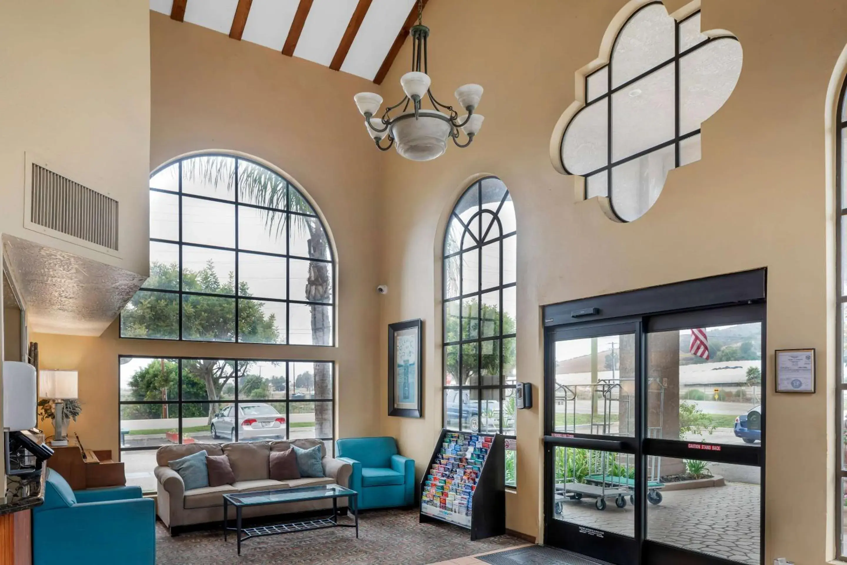 Lobby or reception in Quality Inn & Suites Camarillo-Oxnard Lobby or reception in Quality Inn & Suites Camarillo-Oxnard