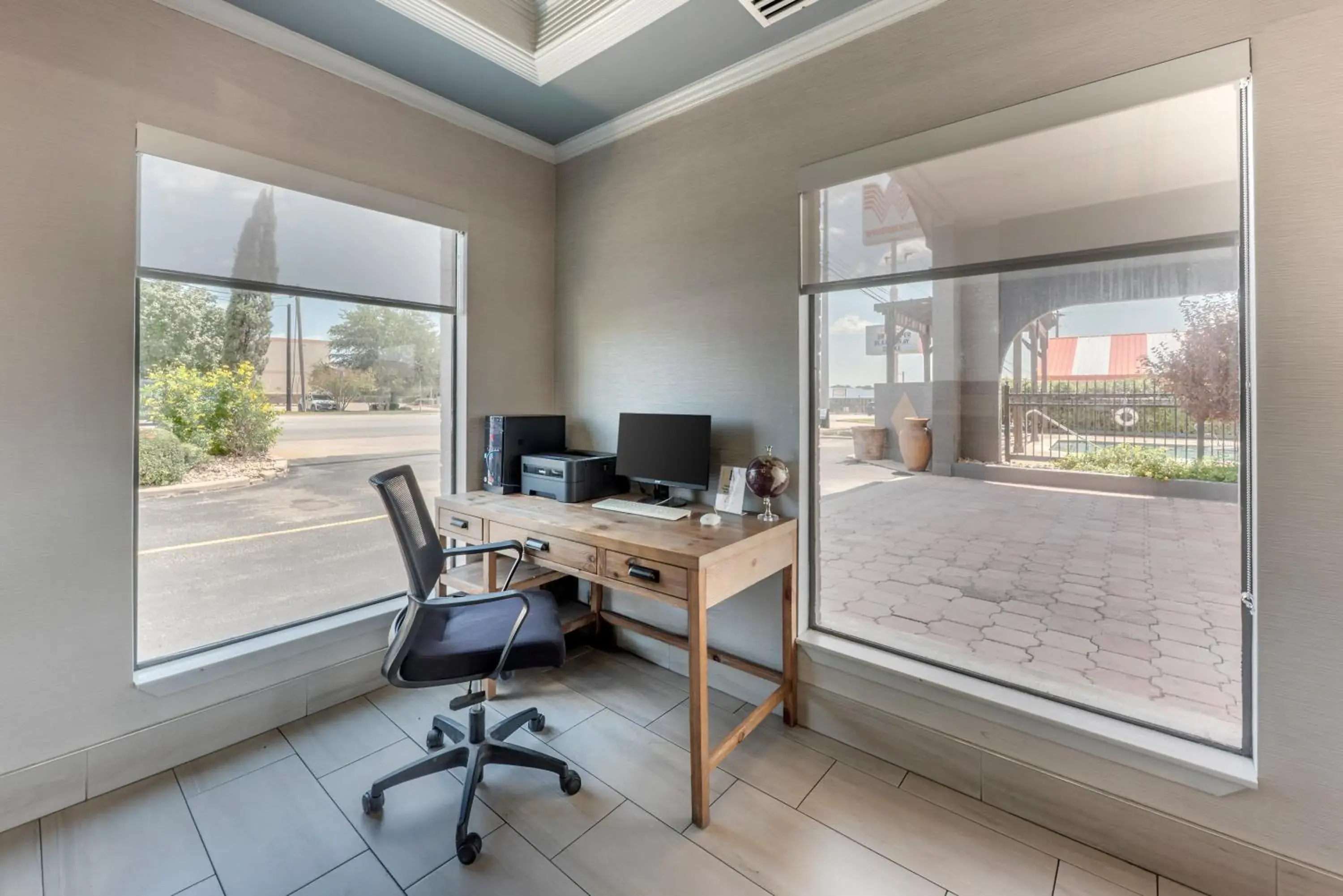 Lobby or reception in Quality Inn Near Lake Marble Falls Lobby or reception in Quality Inn Near Lake Marble Falls