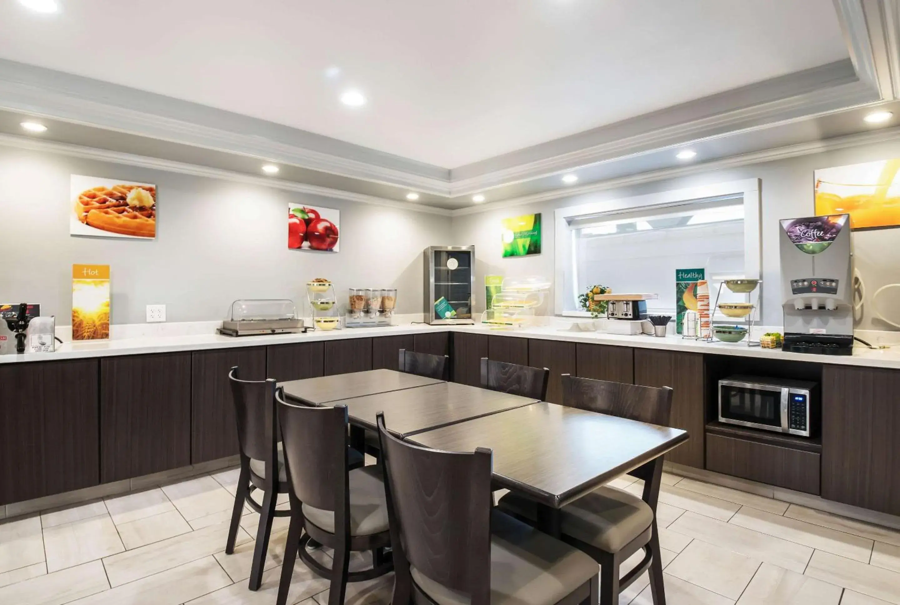 Restaurant/places to eat in Quality Inn Near Lake Marble Falls Restaurant/places to eat in Quality Inn Near Lake Marble Falls