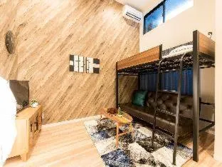 TRIP POD YOSHIZUKA C