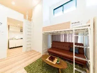 TRIP POD YOSHIZUKA C TRIP POD YOSHIZUKA C