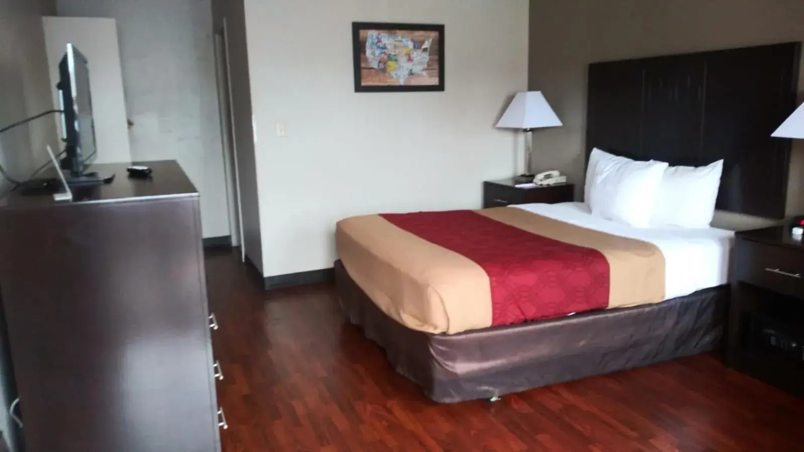 Bedroom, Bed in Holiday Lodge Yakima Bedroom, Bed in Holiday Lodge Yakima