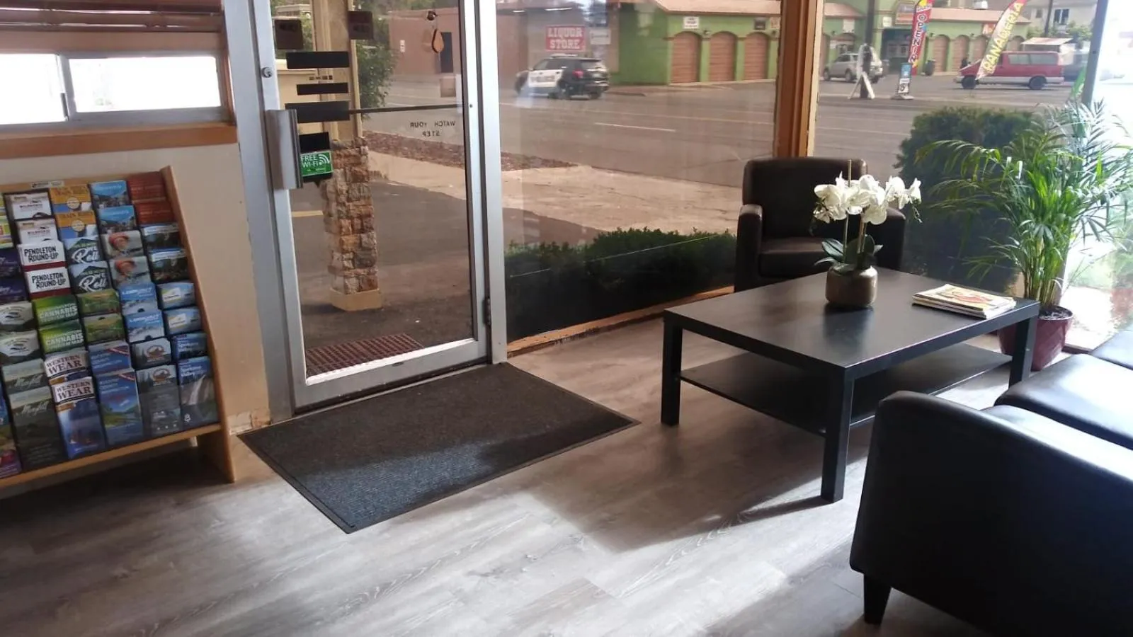 Lobby or reception in Holiday Lodge Yakima