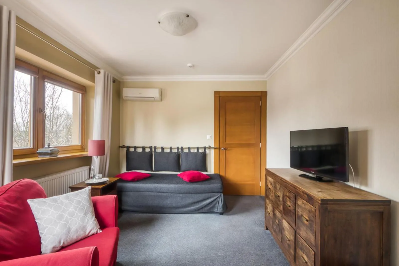 Photo of the whole room in American House Baletowa