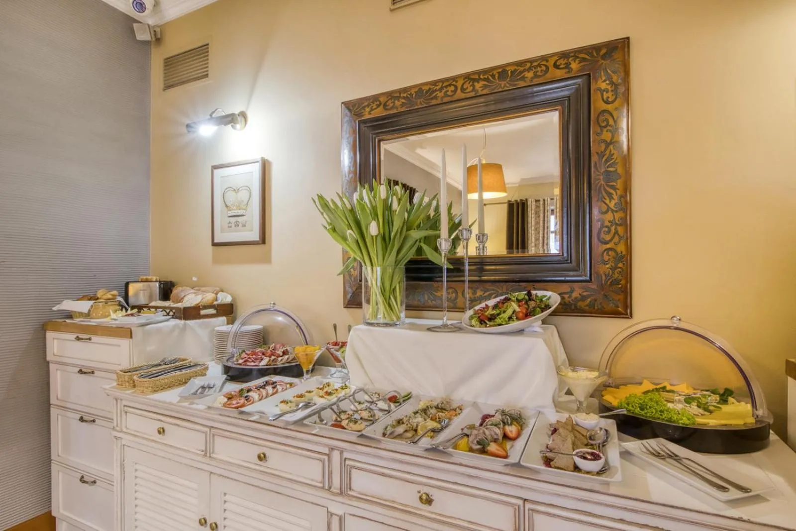 Restaurant/places to eat in American House Baletowa