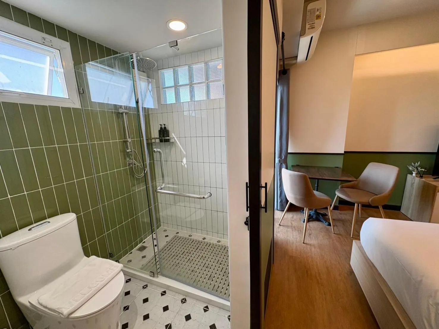 Bathroom in U Sabai Hotel Bangkok