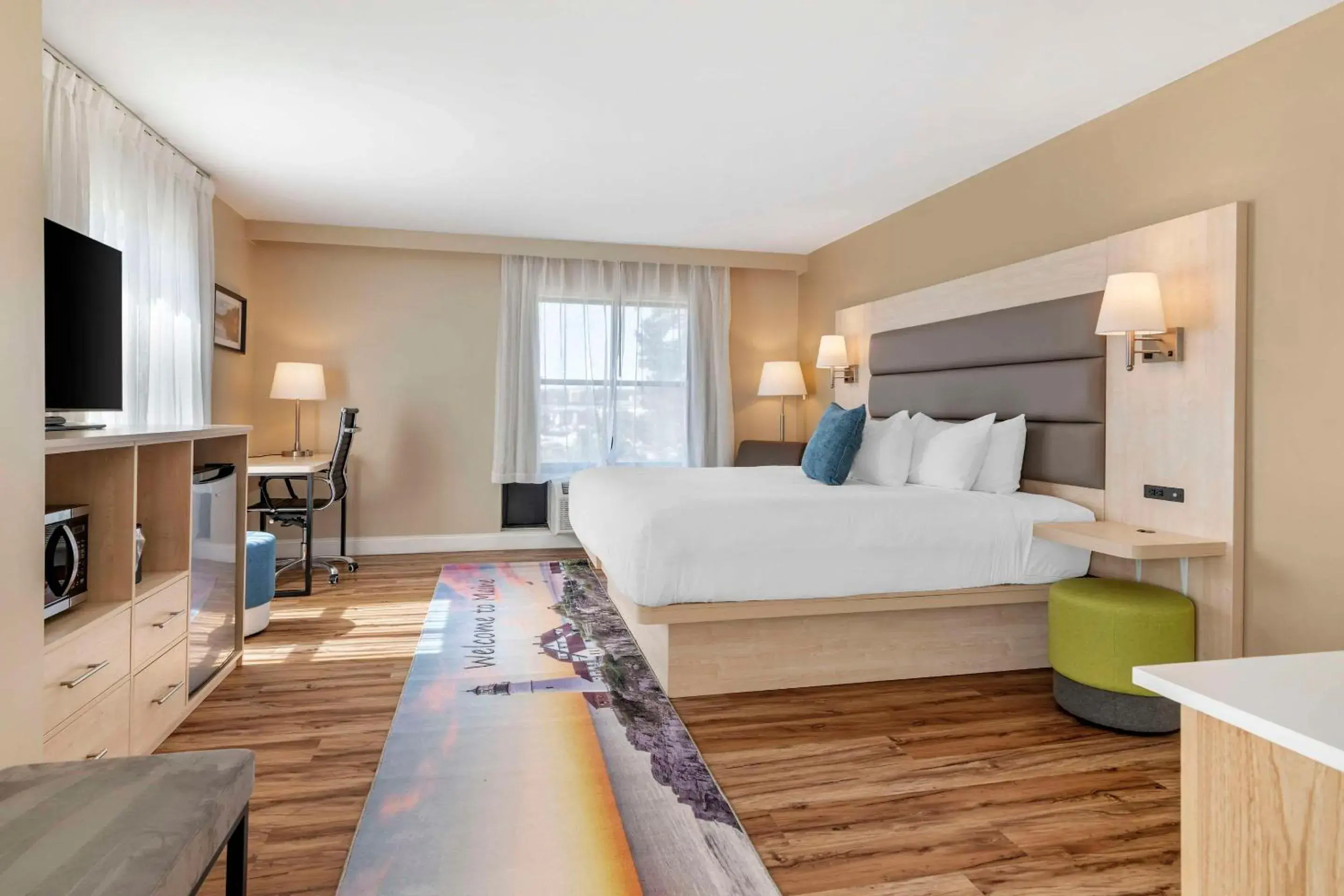 Bedroom in Casco Bay Hotel, Ascend Hotel Collection