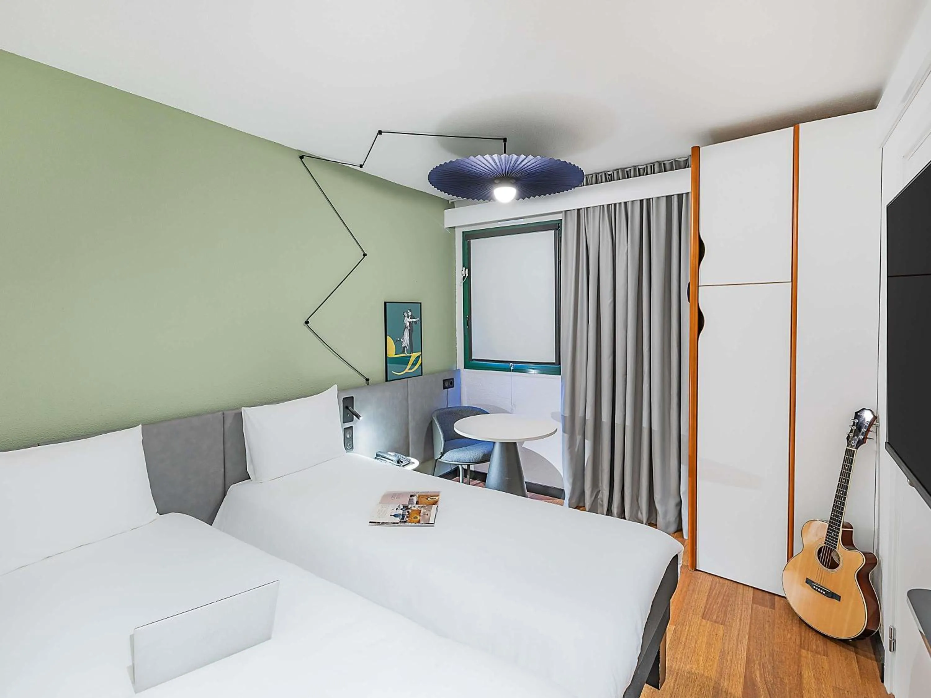 Bedroom, Bed in Hotel ibis Evora