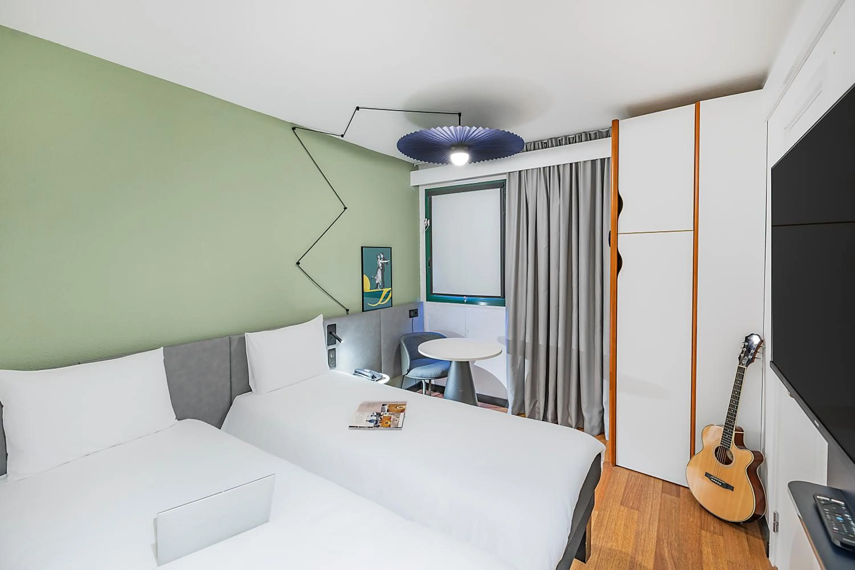 Bed in Hotel ibis Evora