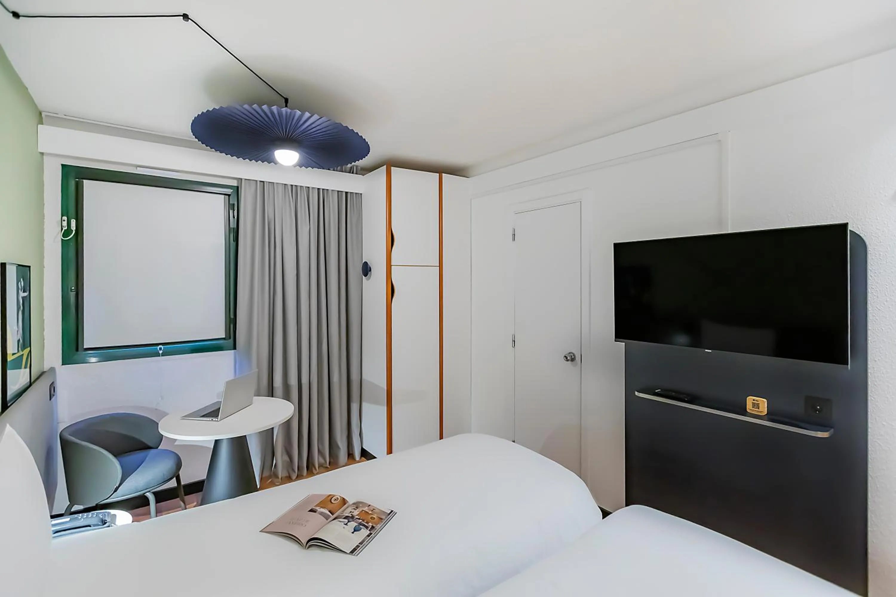 Bed in Hotel ibis Evora