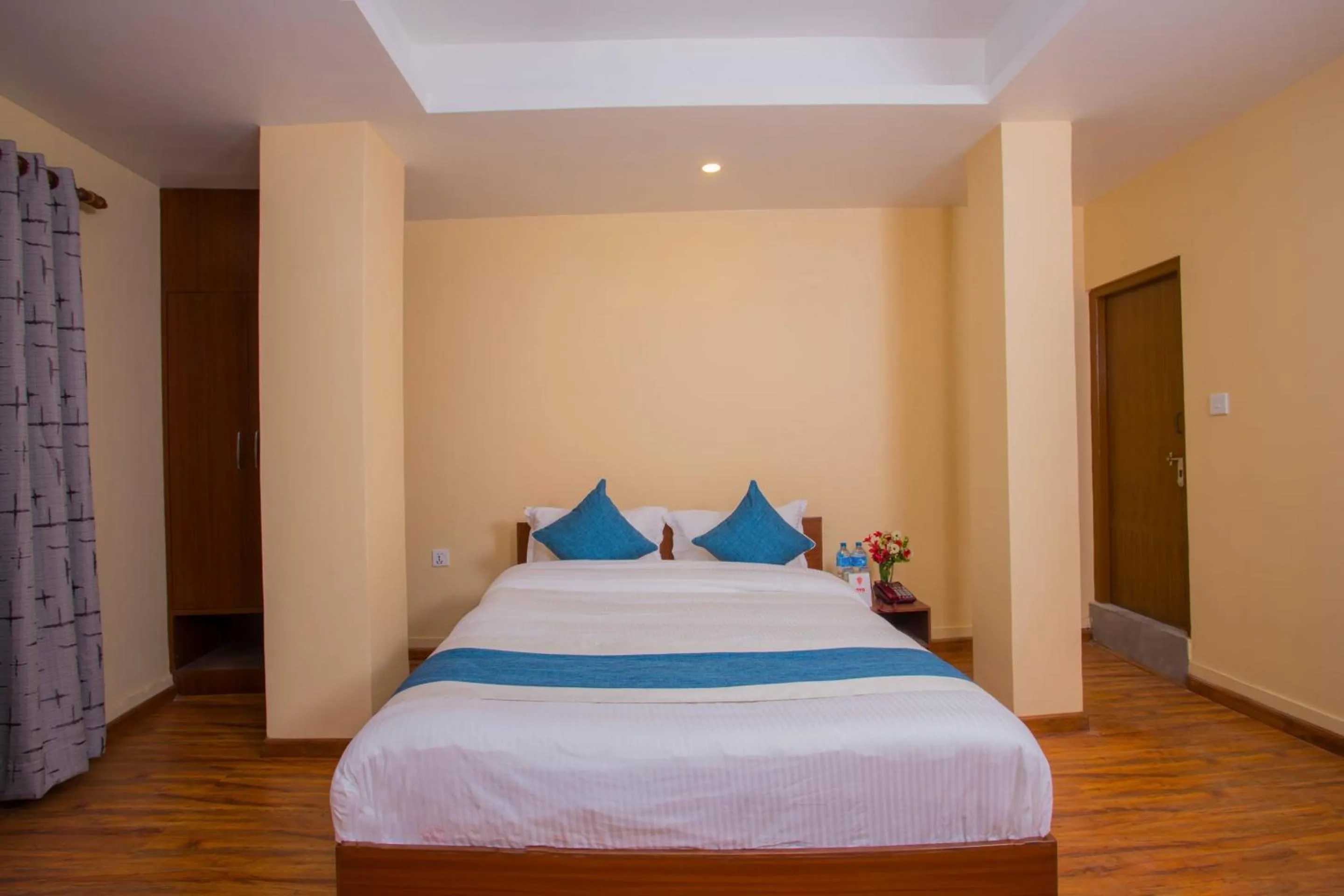 OYO 273 Hotel Rara Palace
