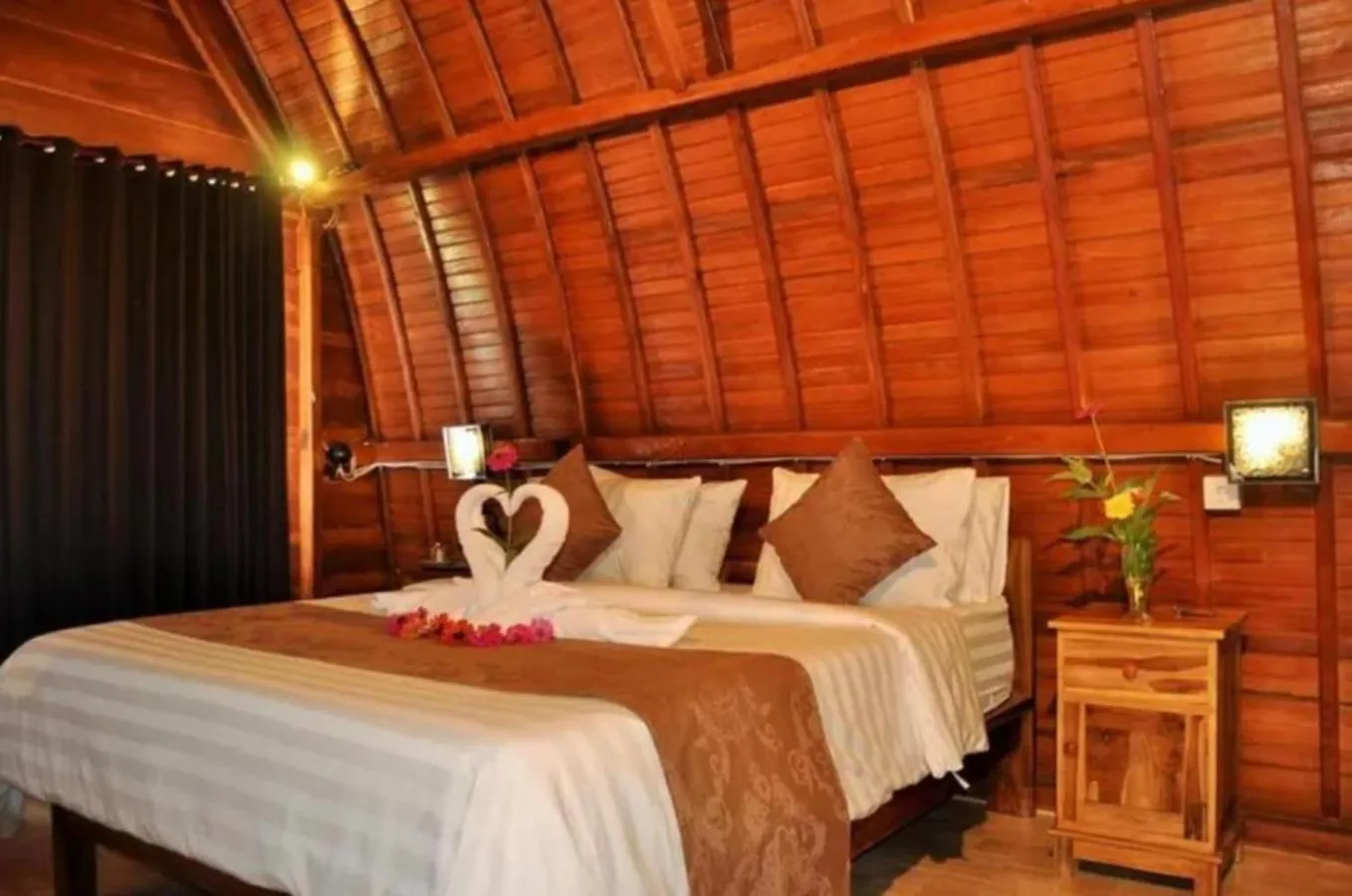 Bed in The Peace Arta Bungalow