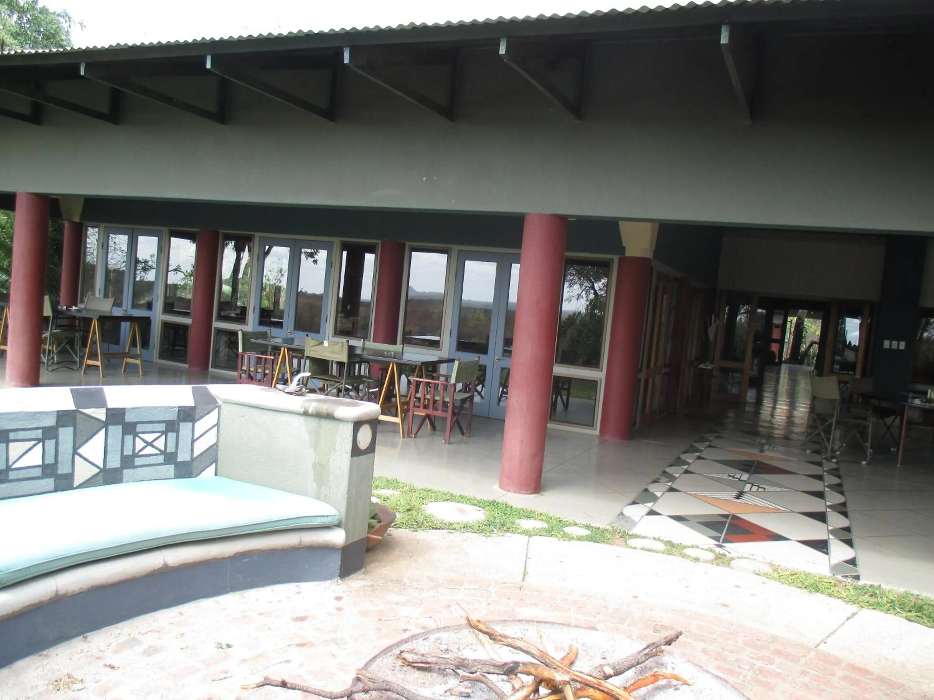 Property building in Tingala Lodge - Bed in the Bush