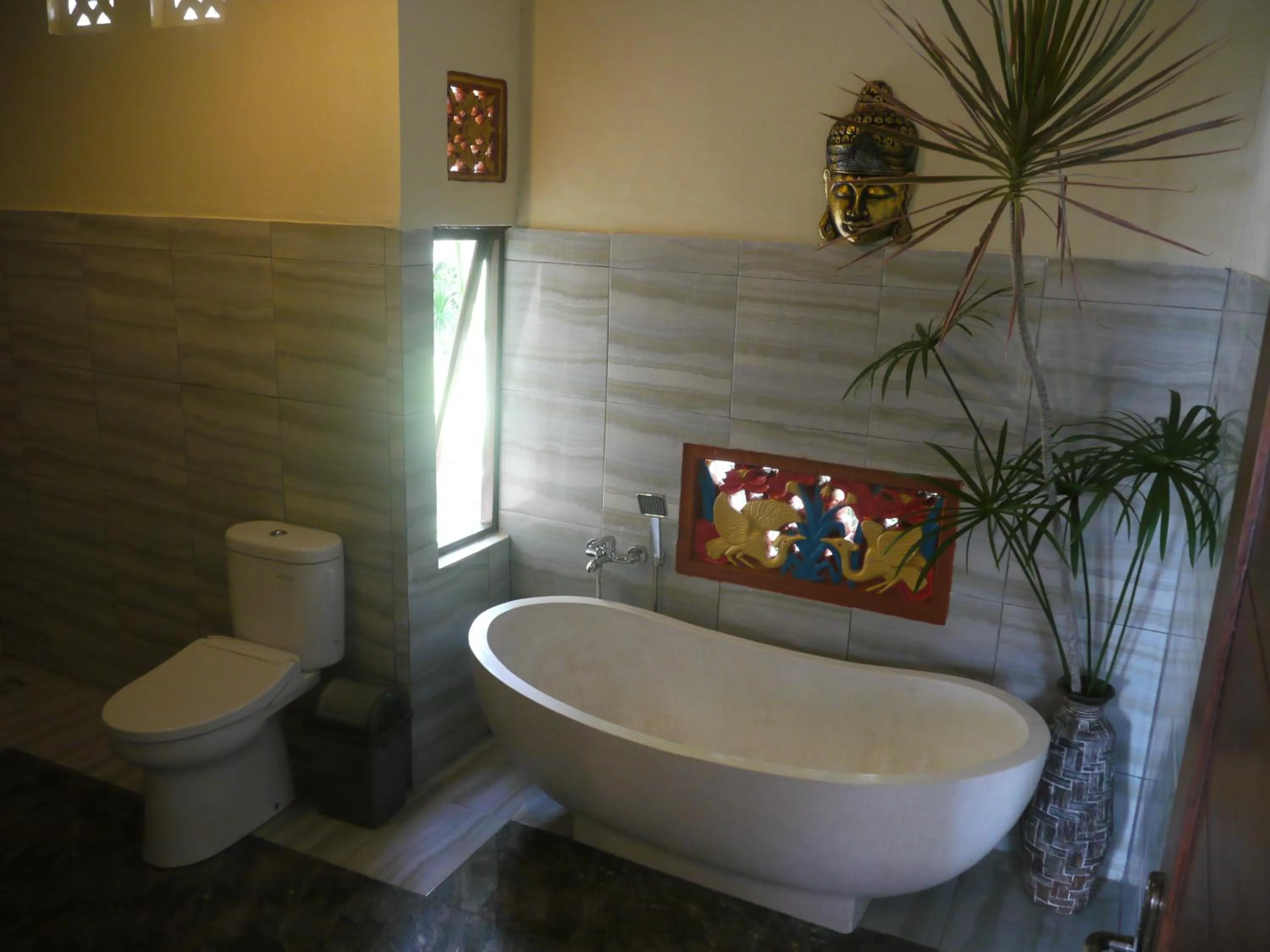 Bath in Asri Sari Ubud Villa & Resort