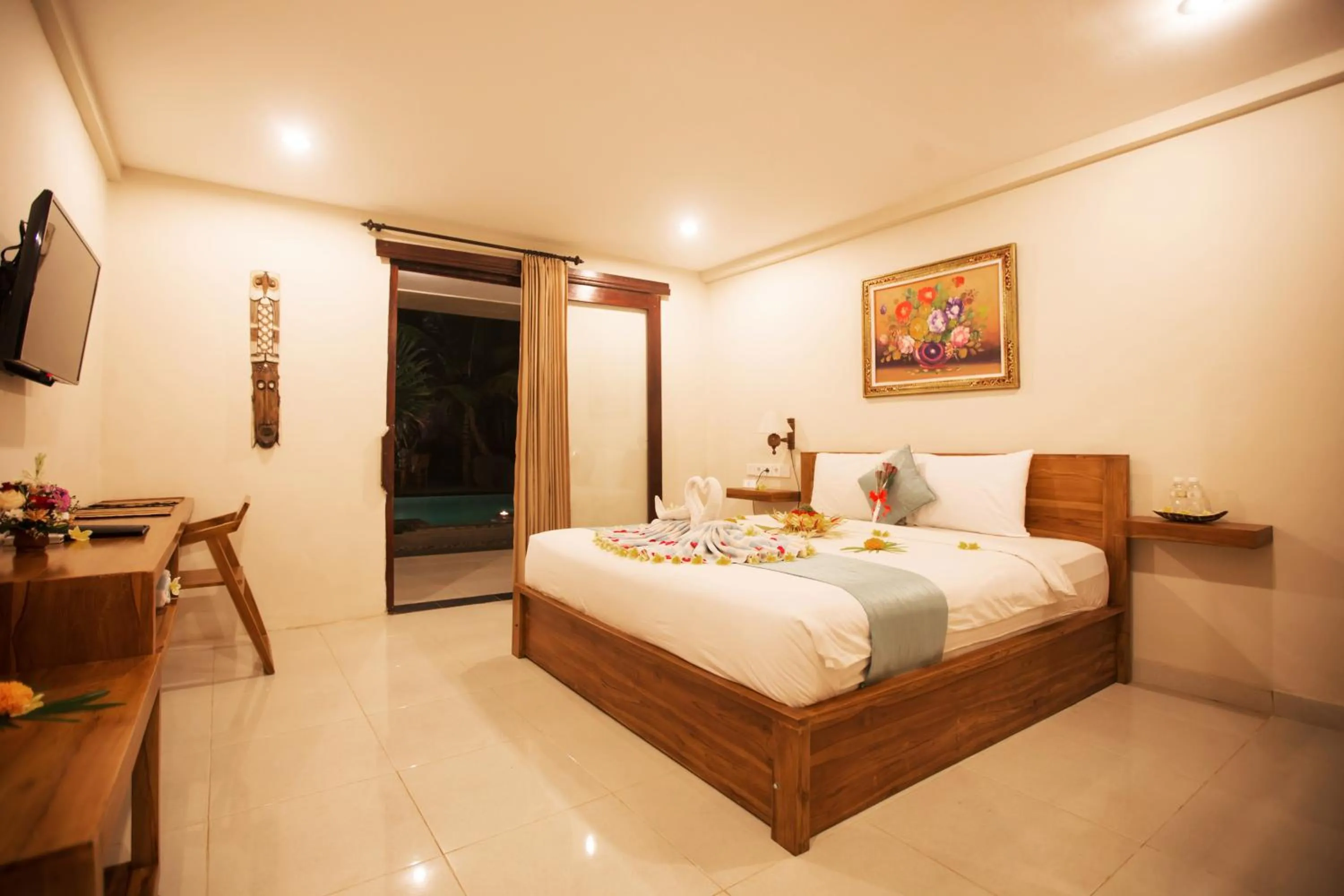 Bed in Asri Sari Ubud Villa & Resort