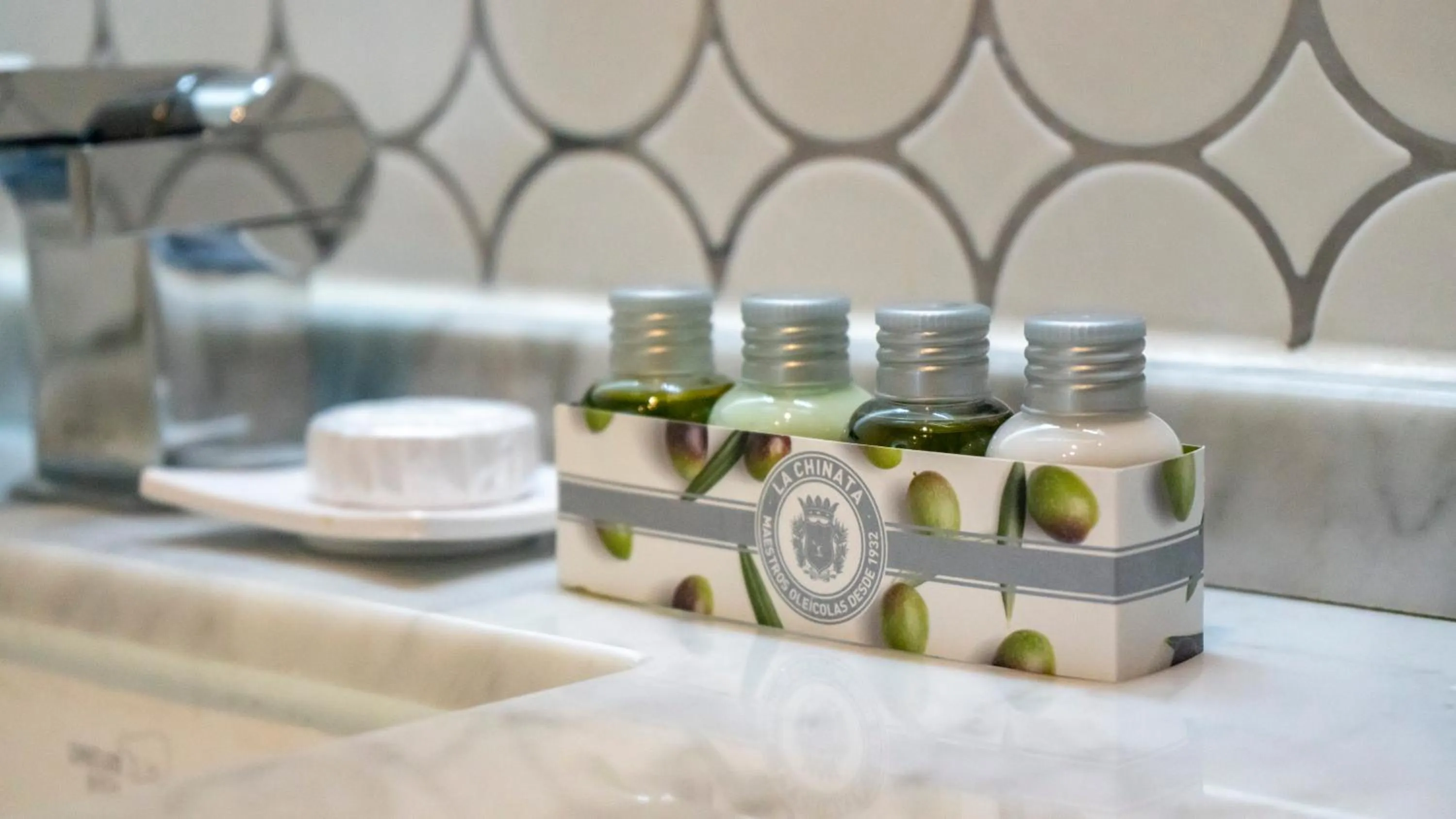 Bedroom in Lavalse Hotel