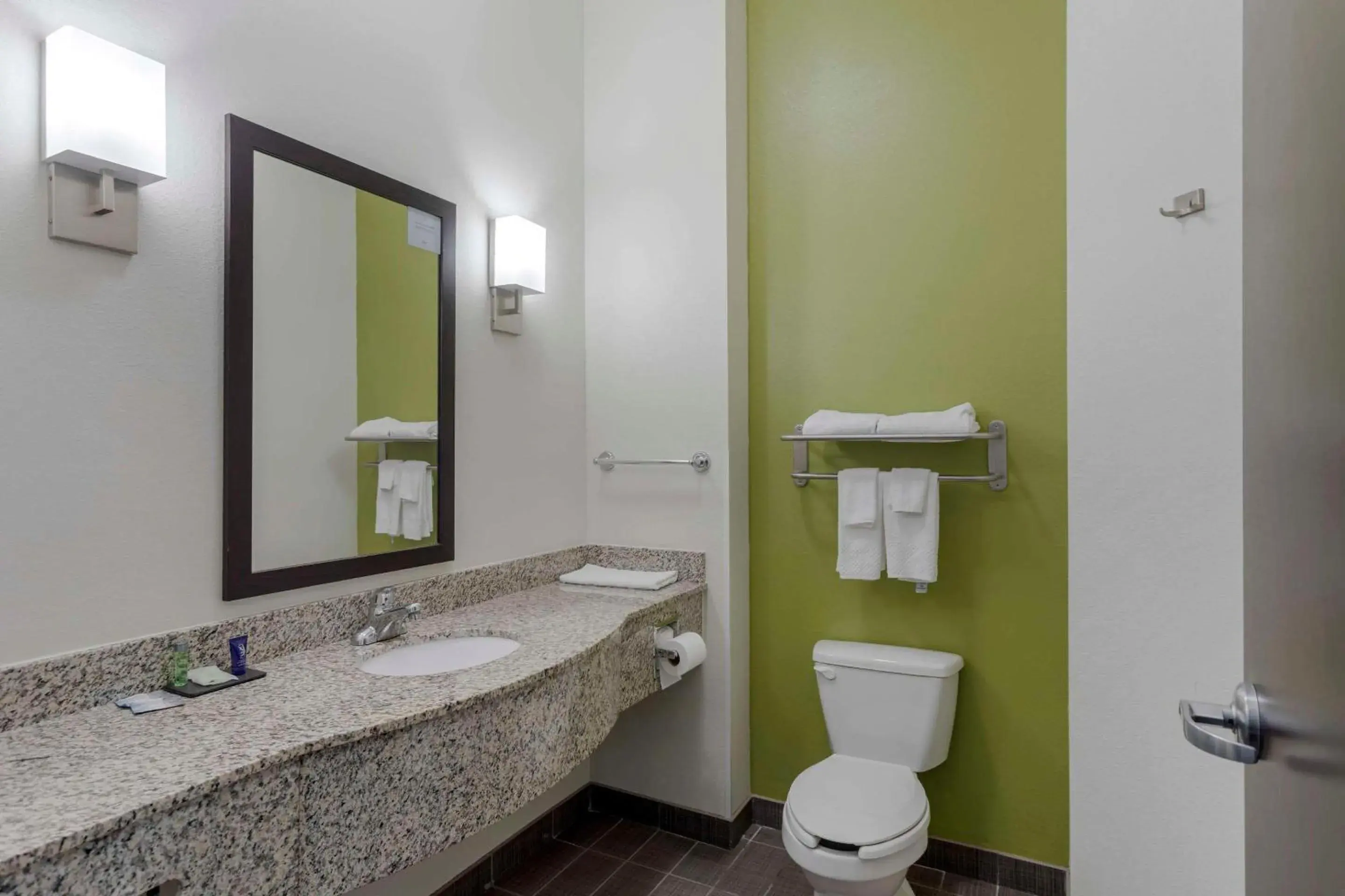 Bedroom in Sleep Inn & Suites Cave City Bedroom in Sleep Inn & Suites Cave City