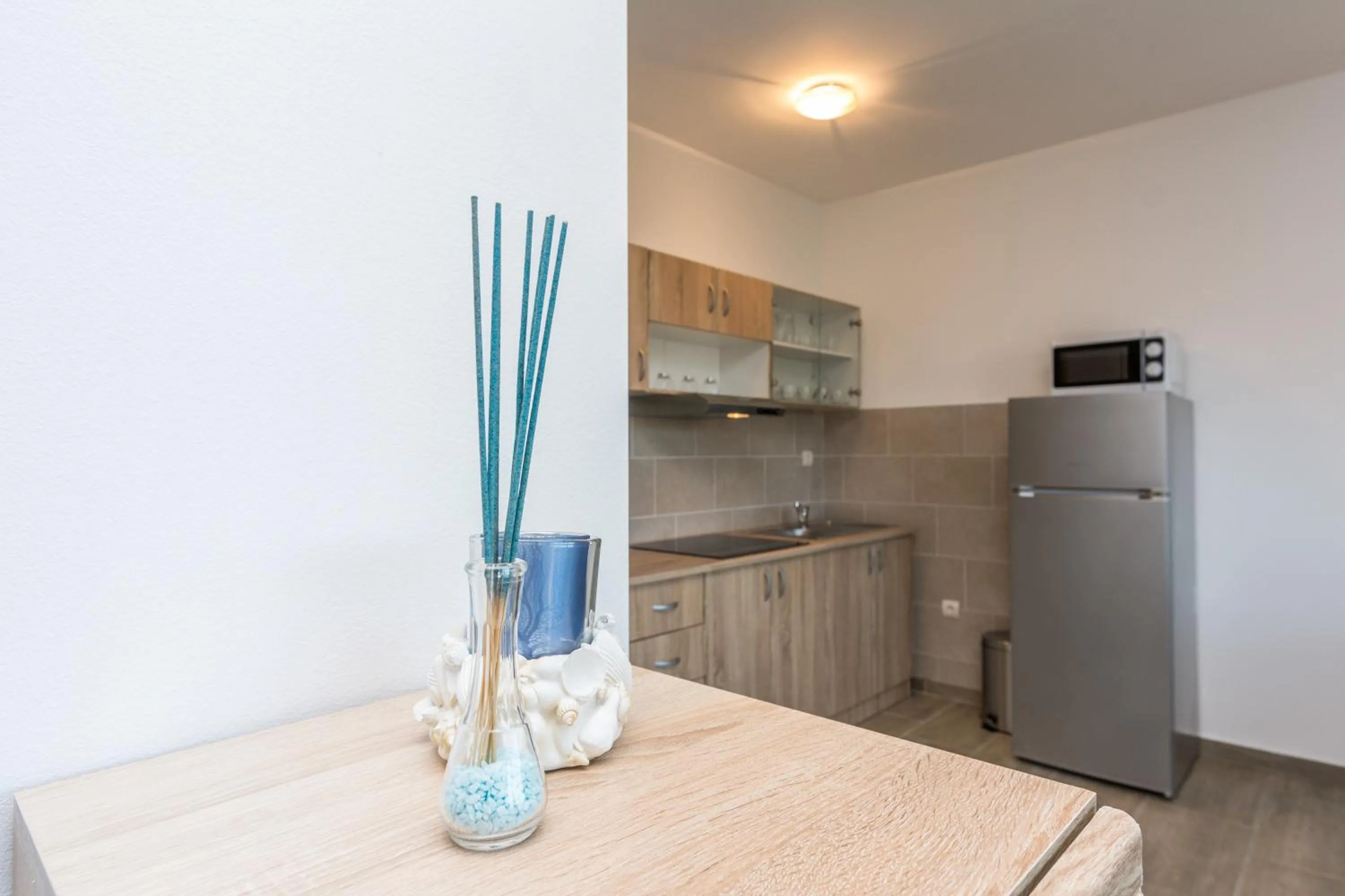 Pasko 2 modern furnished ap for 7