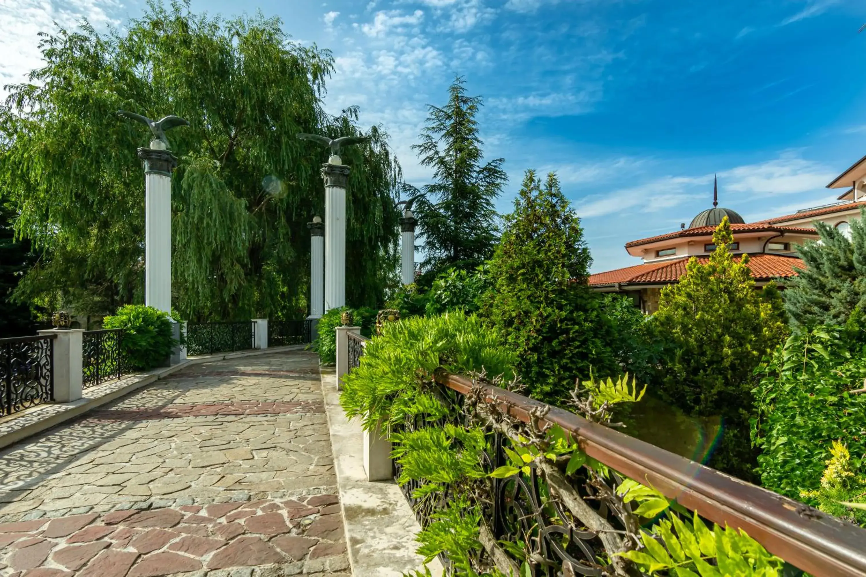 Garden view in Helena Sands Garden view in Helena Sands
