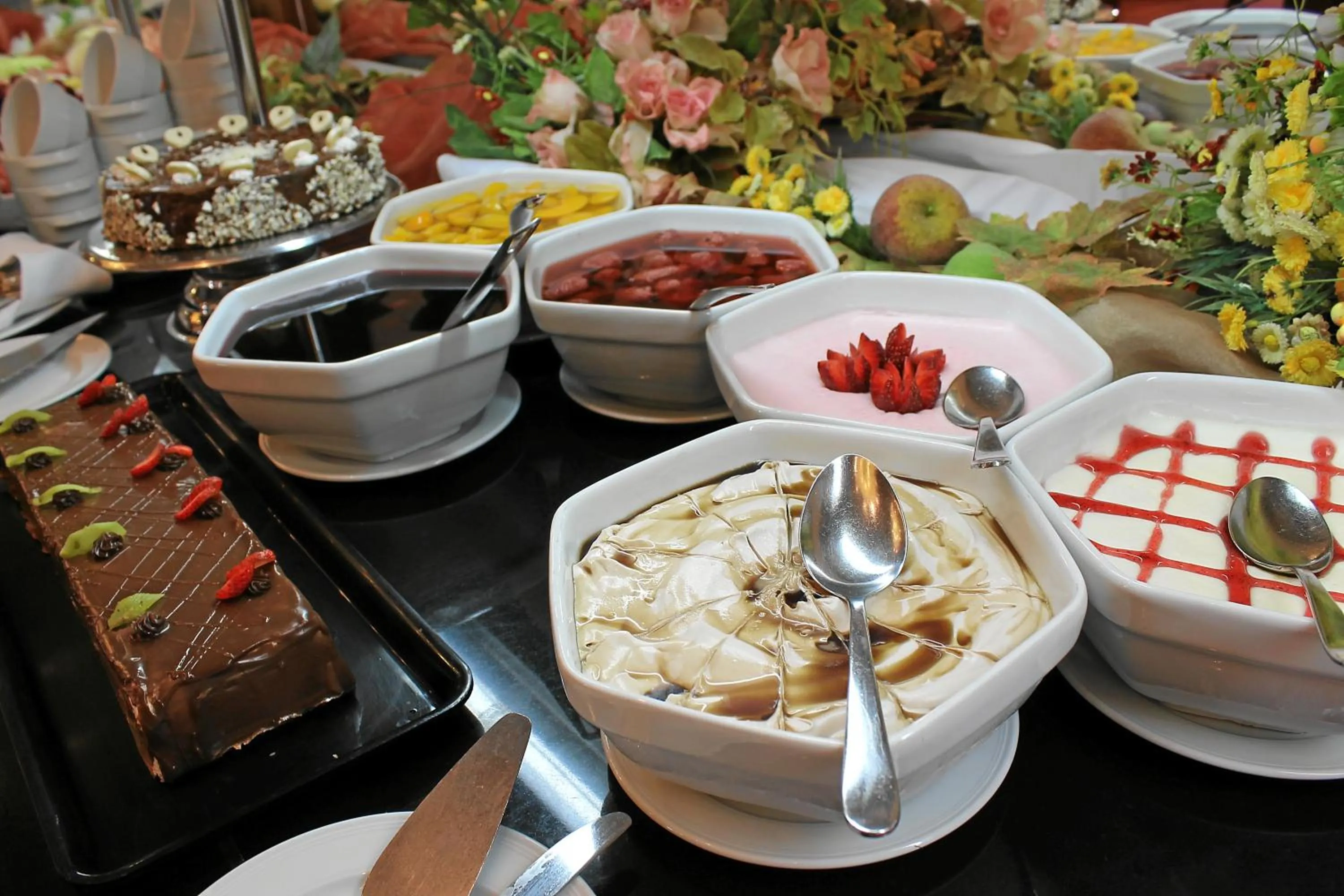 Restaurant/places to eat in Helena Sands