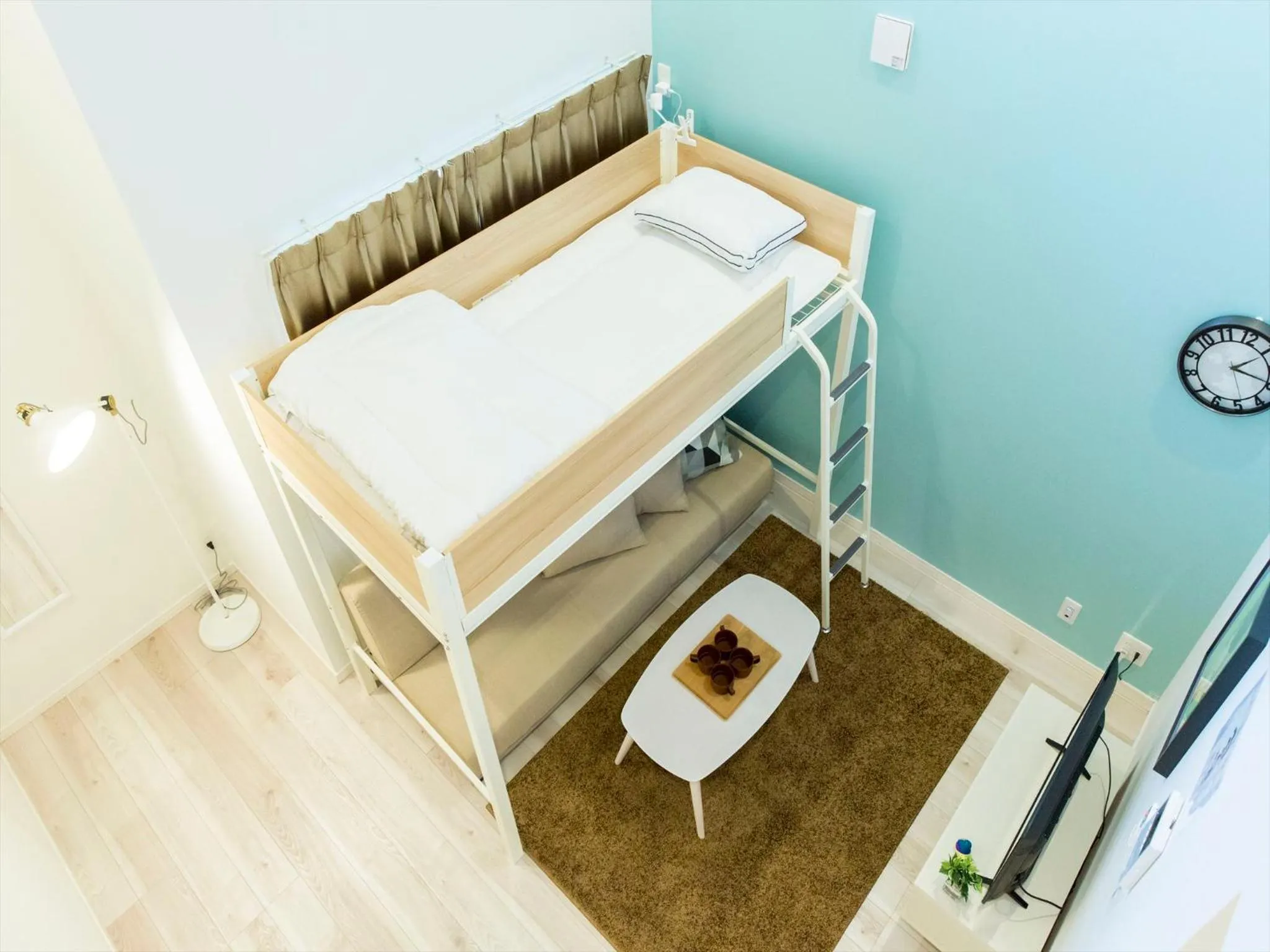 Living room, Bed in TRIP POD YOSHIZUKA B