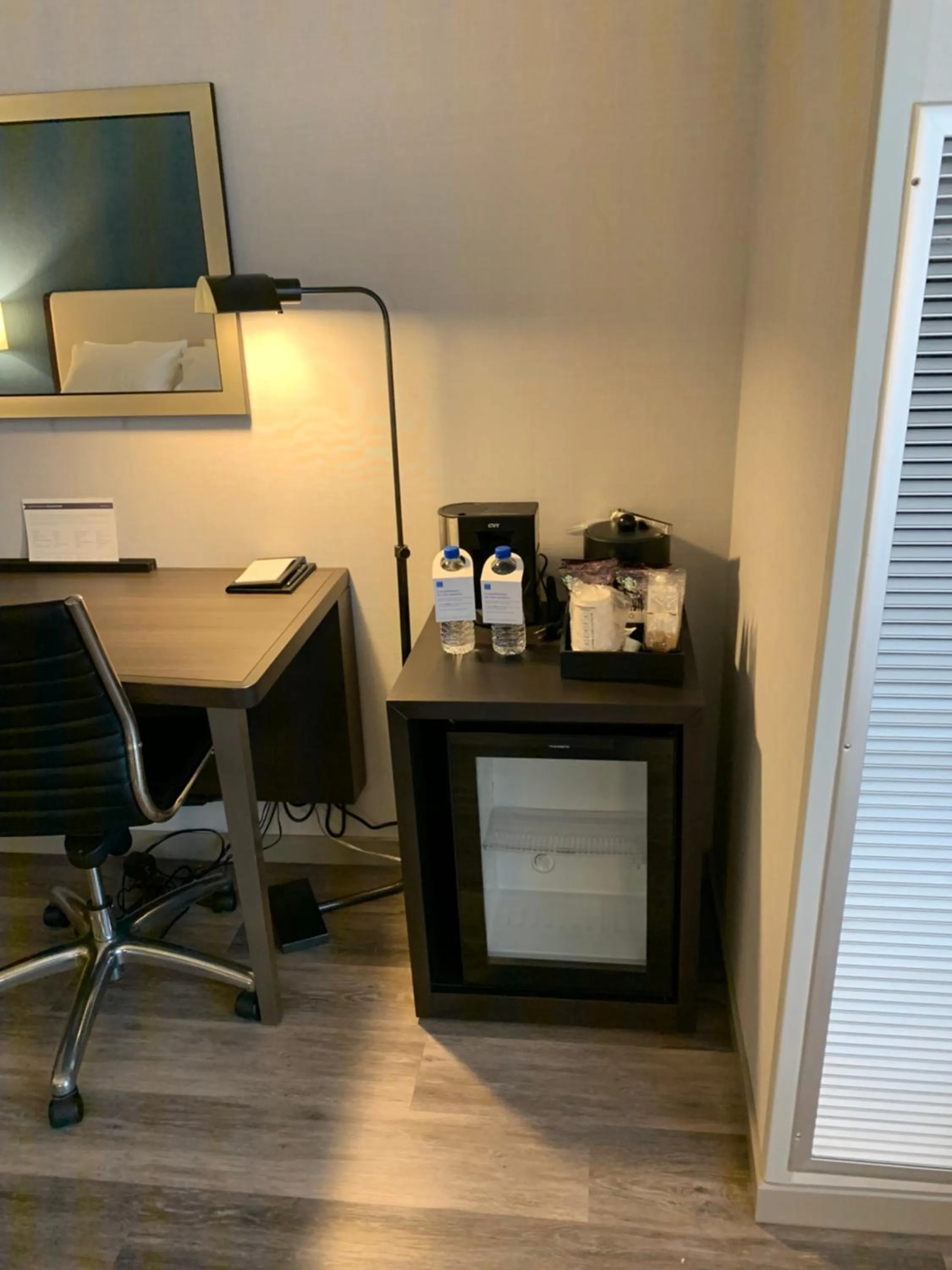 Coffee/tea facilities in Hyatt Regency Pittsburgh International Airport