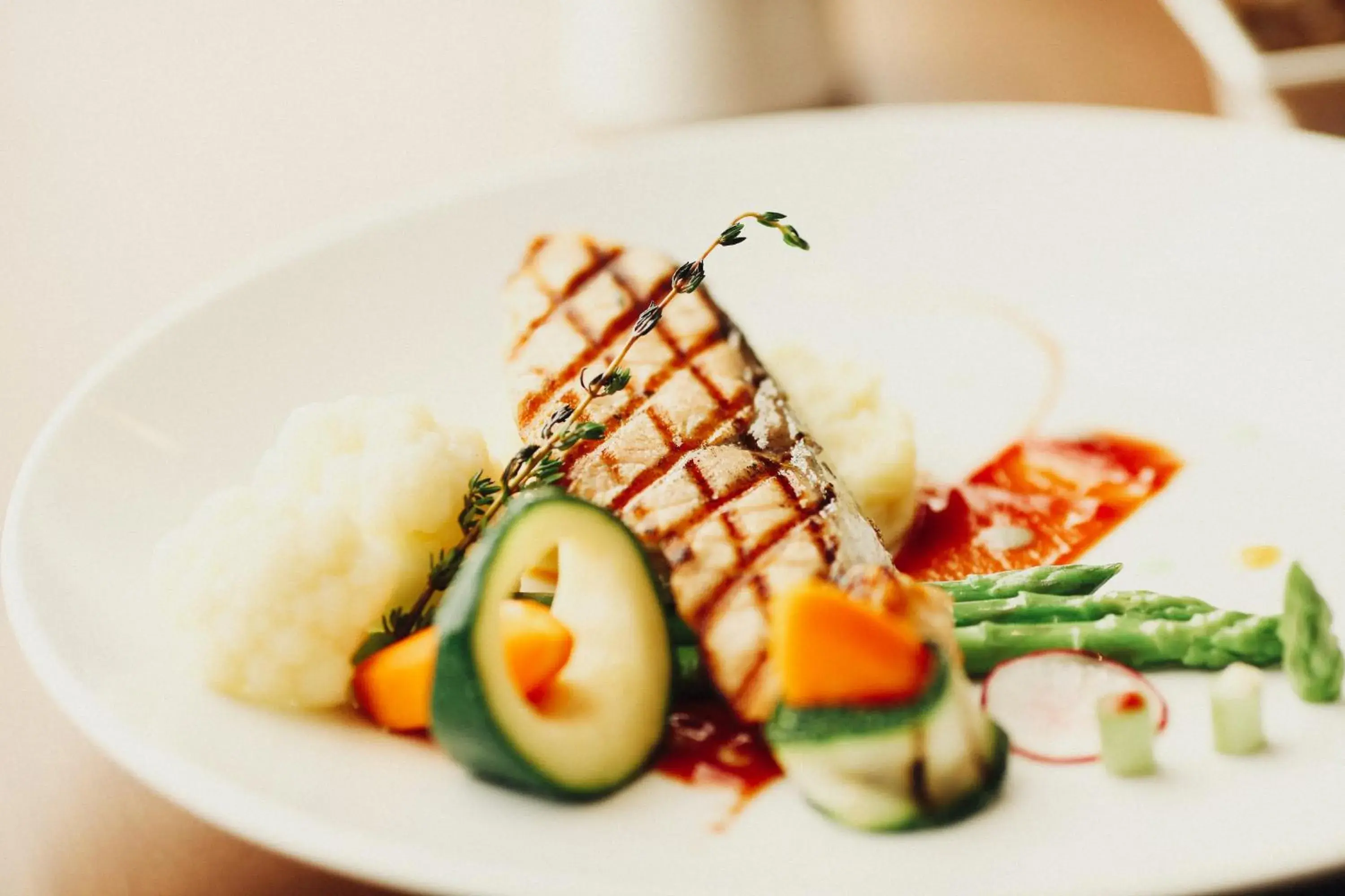 Food in Central Luxury Hạ Long Hotel Food in Central Luxury Hạ Long Hotel