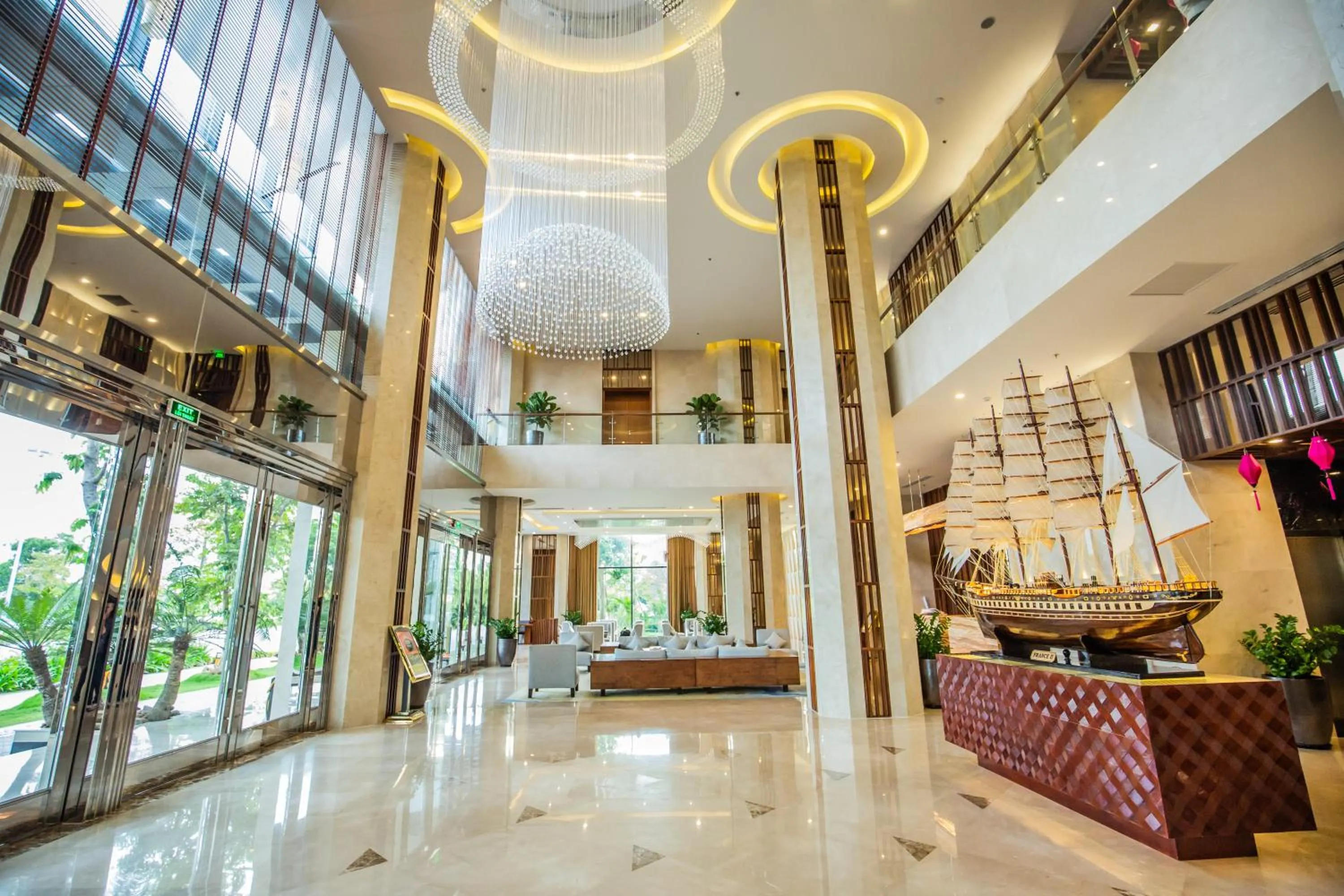Lobby or reception in Central Luxury Hạ Long Hotel