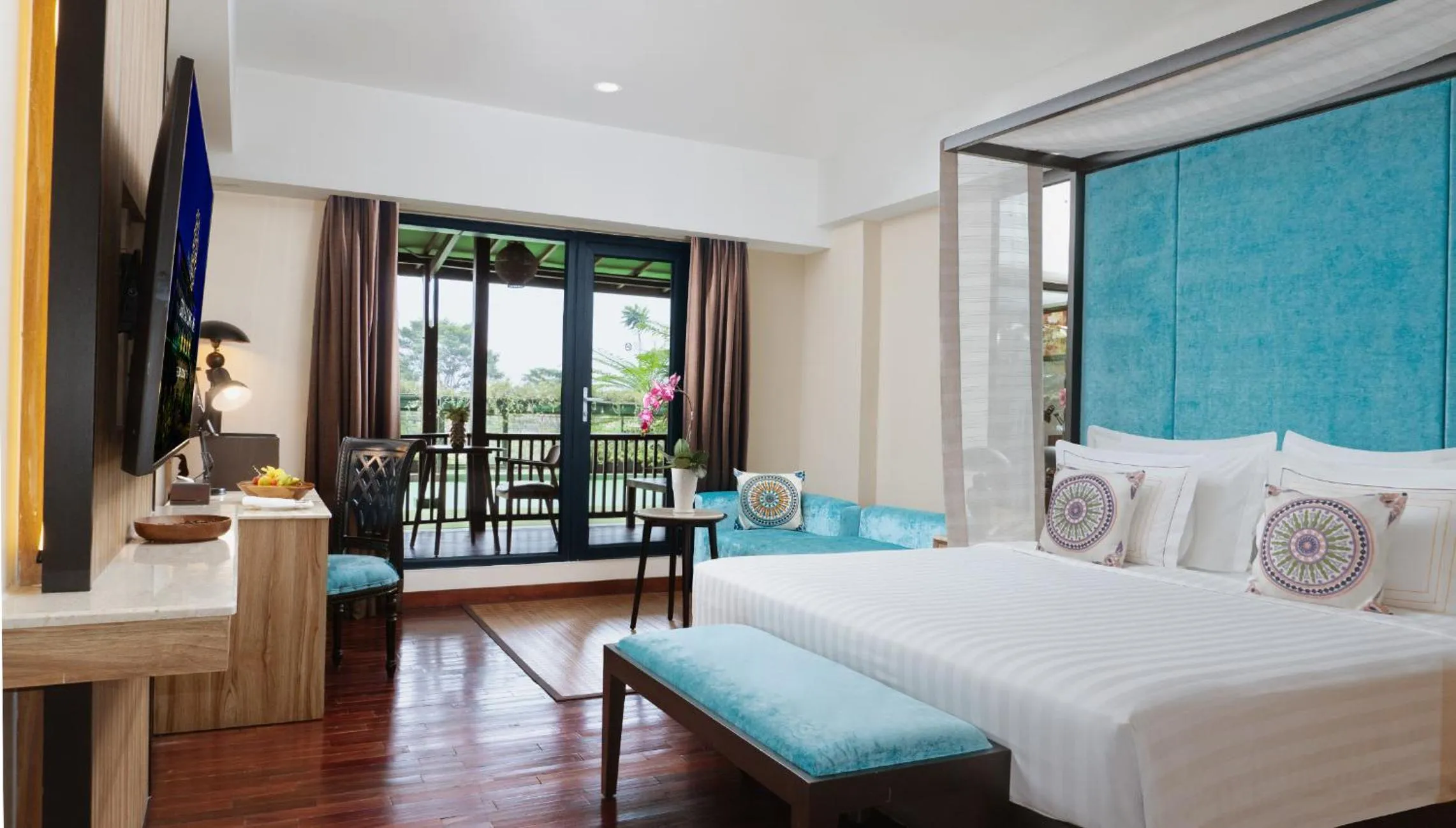 Bedroom, Bed in Grand Sunshine Resort & Convention