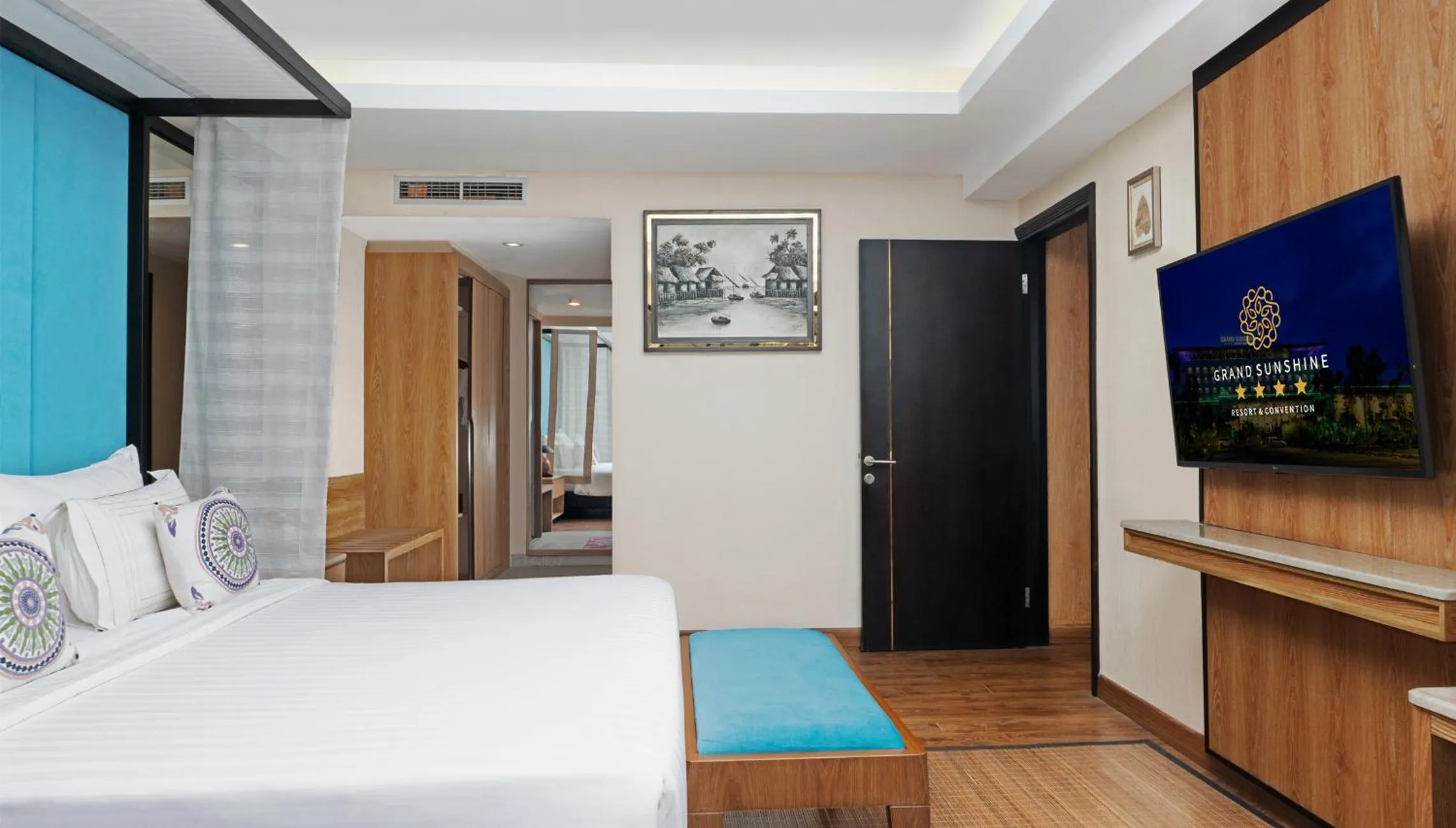 Bedroom, Bed in Grand Sunshine Resort & Convention