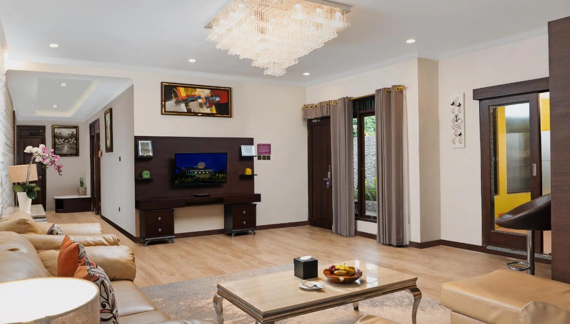 Living room in Grand Sunshine Resort & Convention