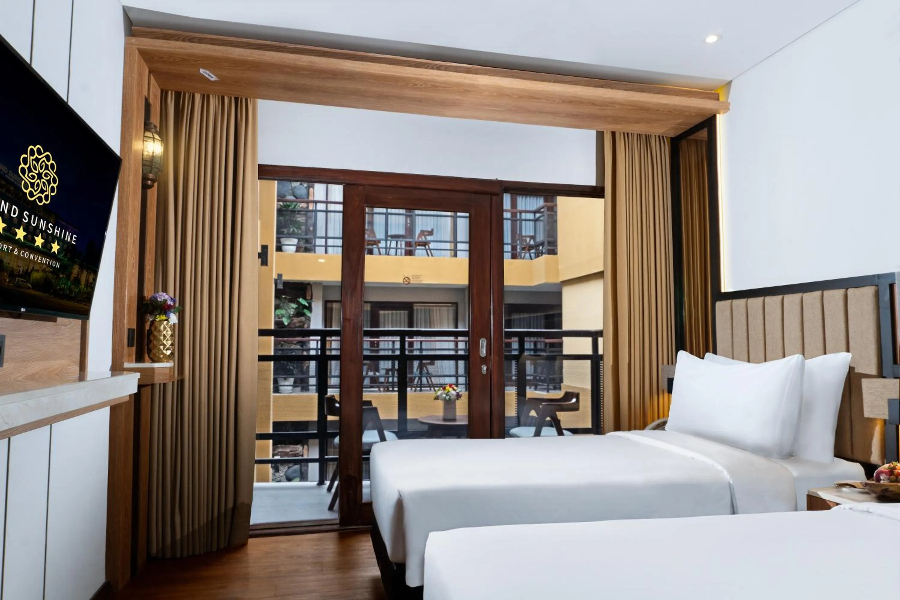 Bed in Grand Sunshine Resort & Convention