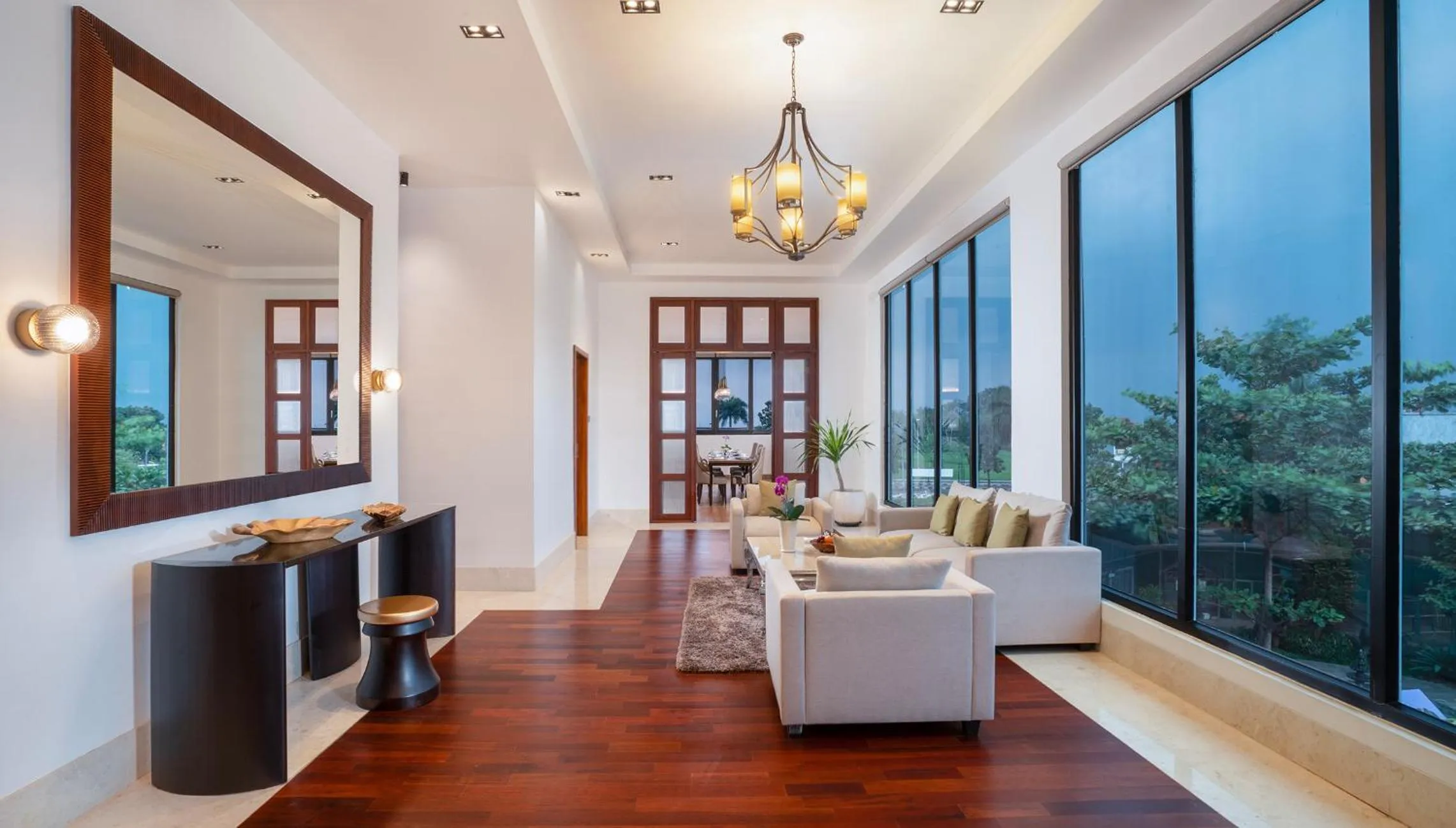 Living room in Grand Sunshine Resort & Convention