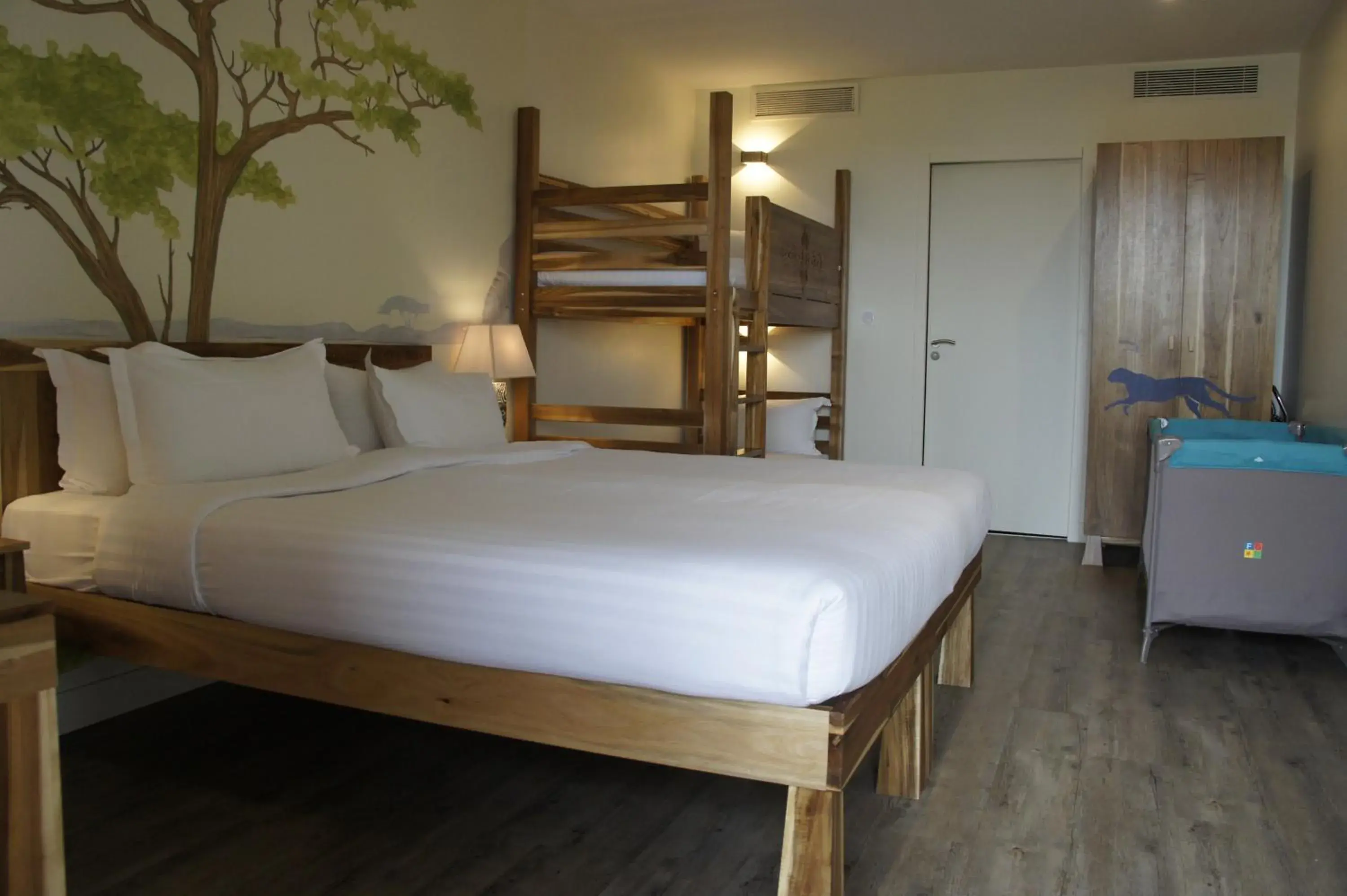 Comfort Family Room (2 Adults + 2 Children) - single occupancy in Les Hauts de Beauval Comfort Family Room (2 Adults + 2 Children) - single occupancy in Les Hauts de Beauval