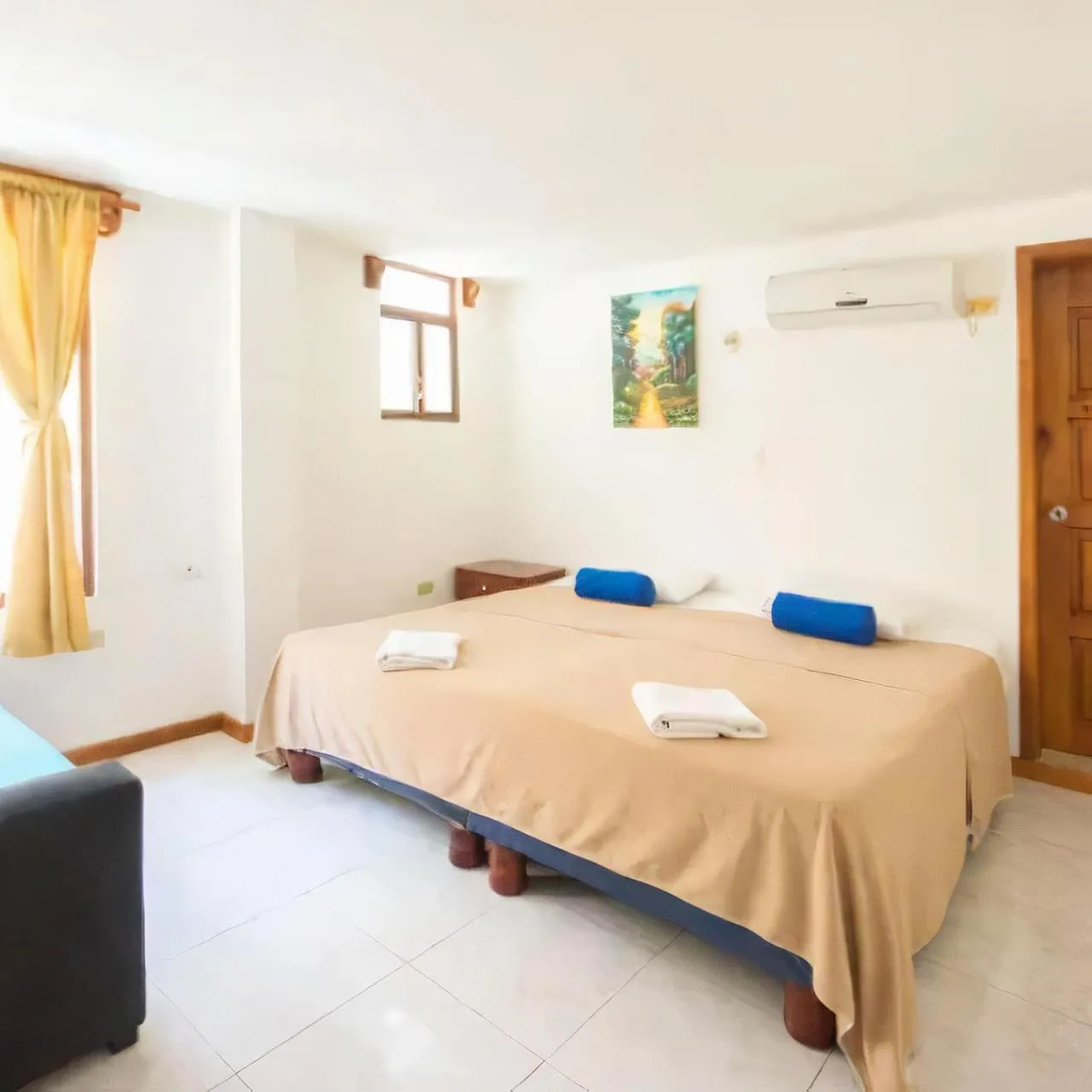 Bed in Galapagos Verde Azul