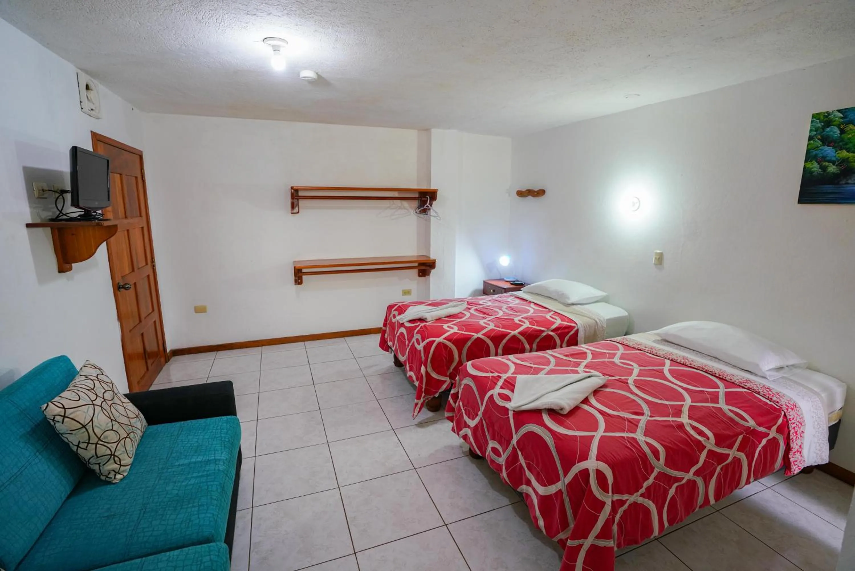 Bed in Galapagos Verde Azul