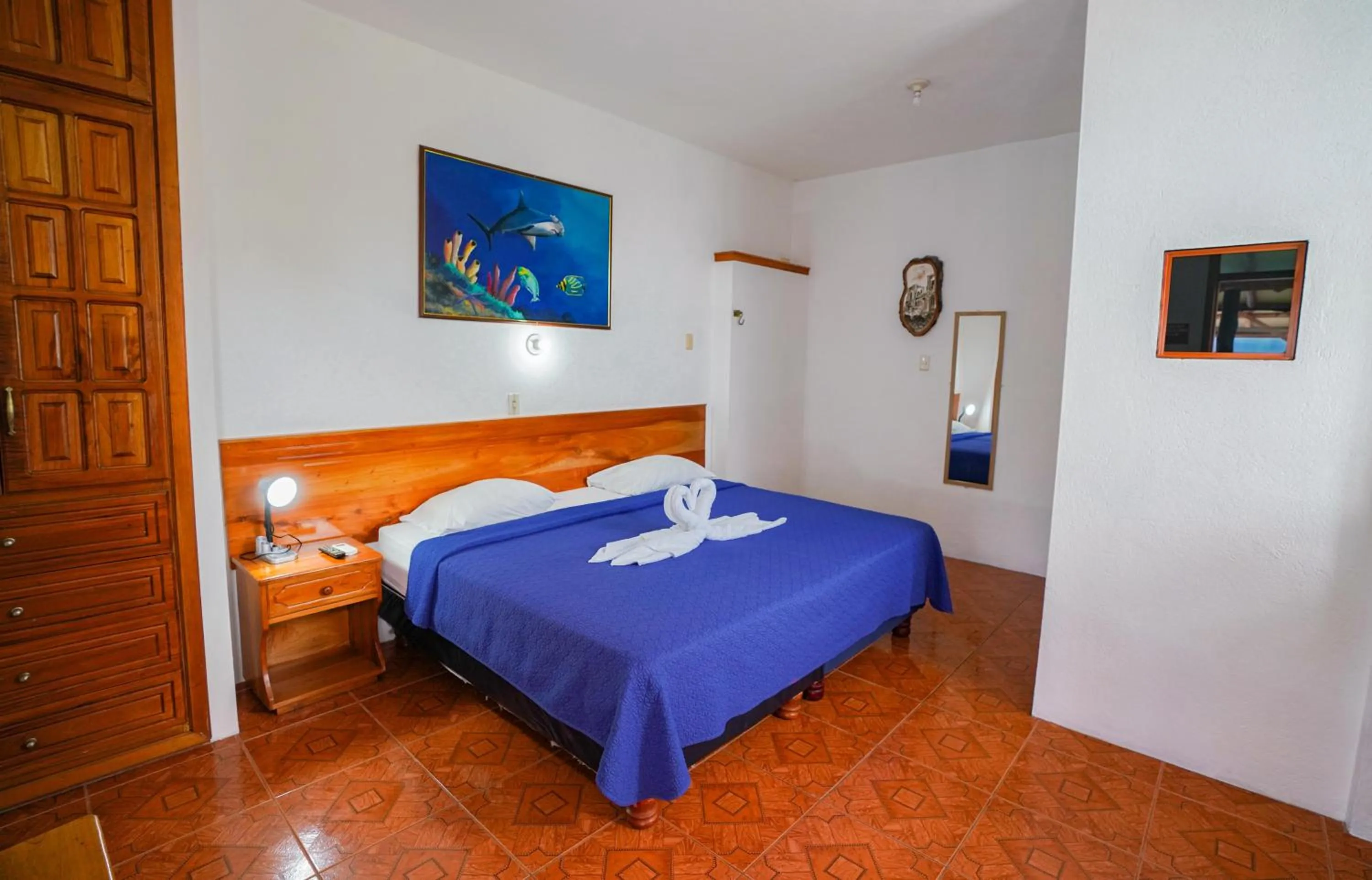 Bed in Galapagos Verde Azul