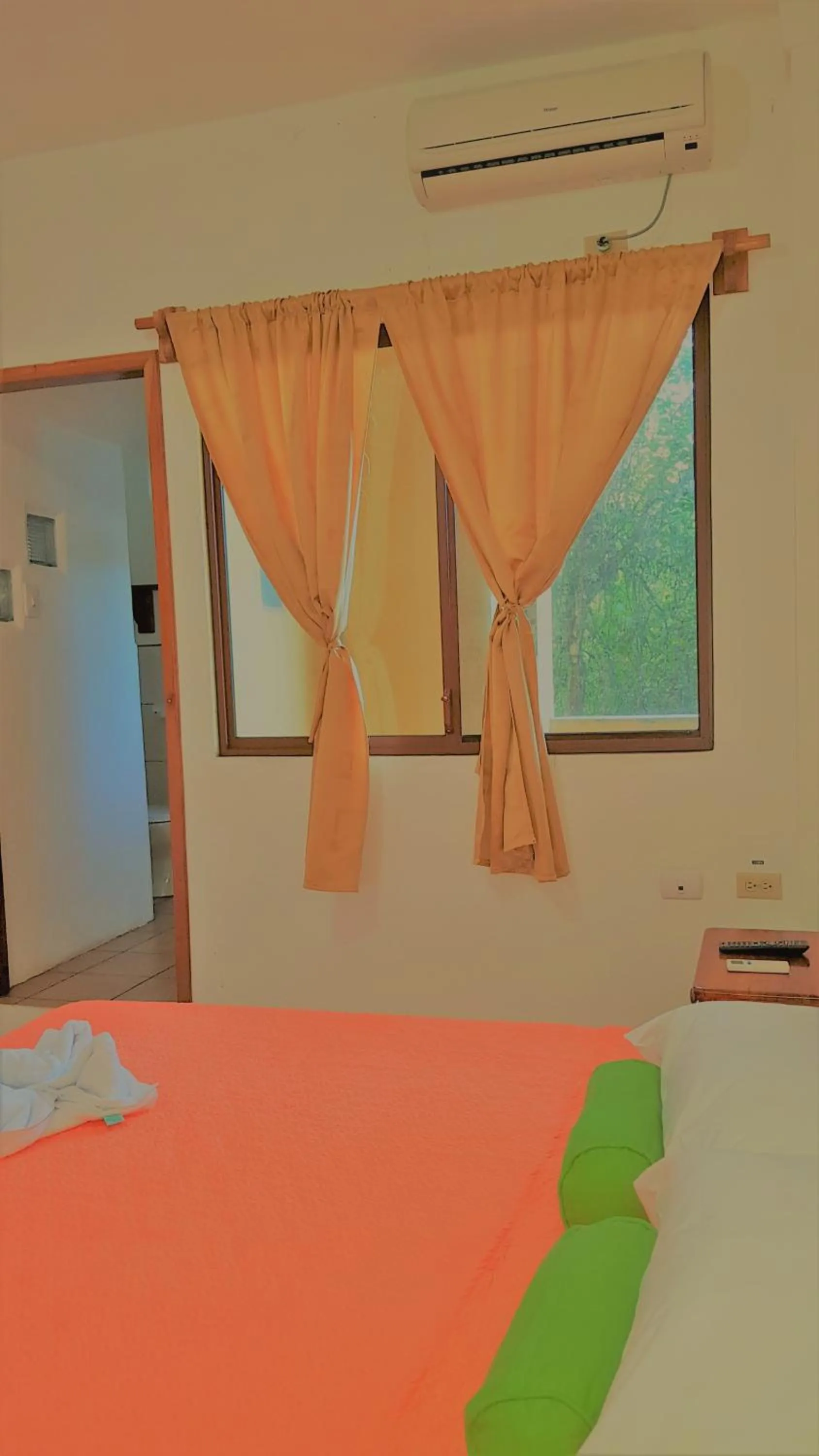 Bed in Galapagos Verde Azul