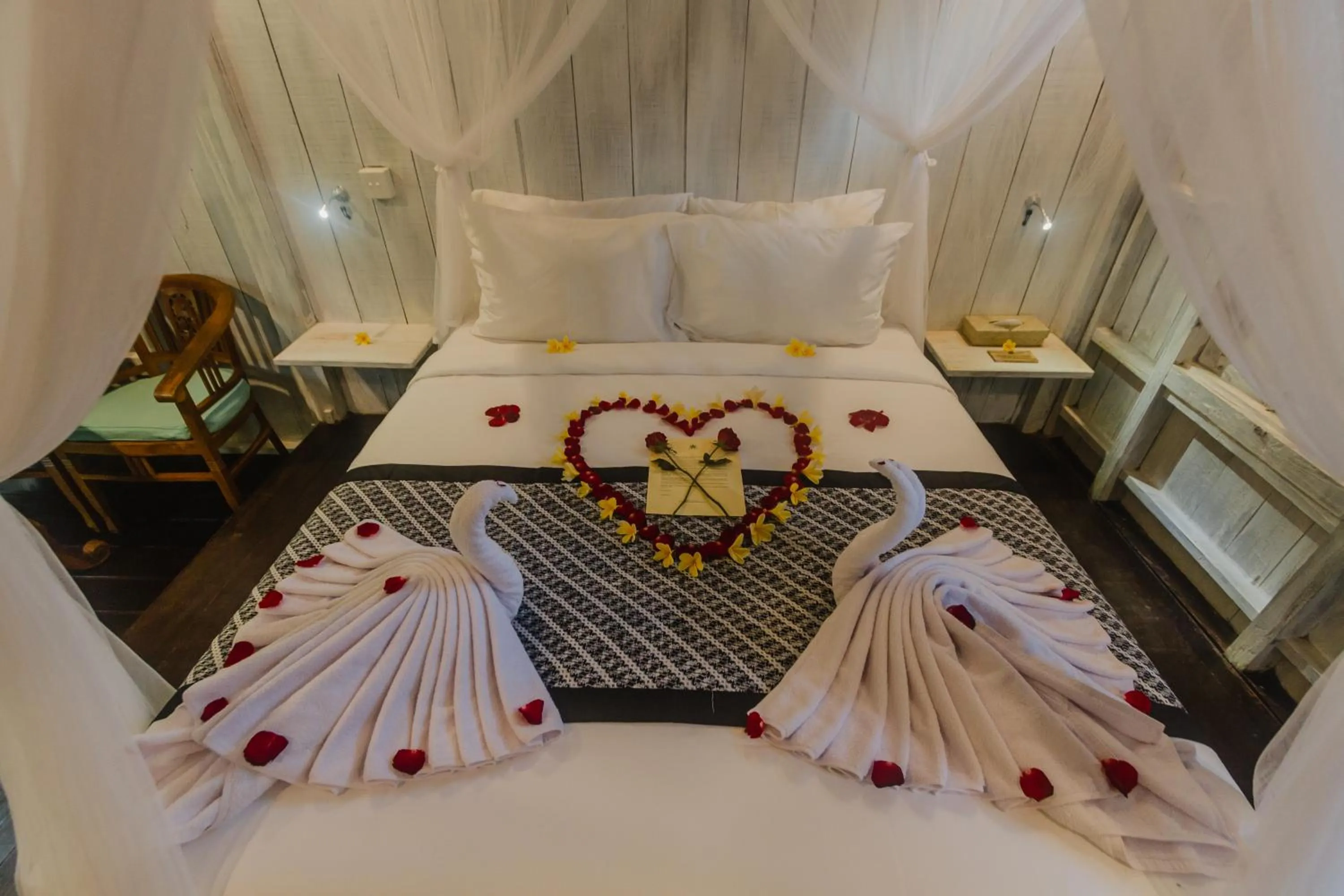 Decorative detail, Bed in Green Taman Ubud by Prasi