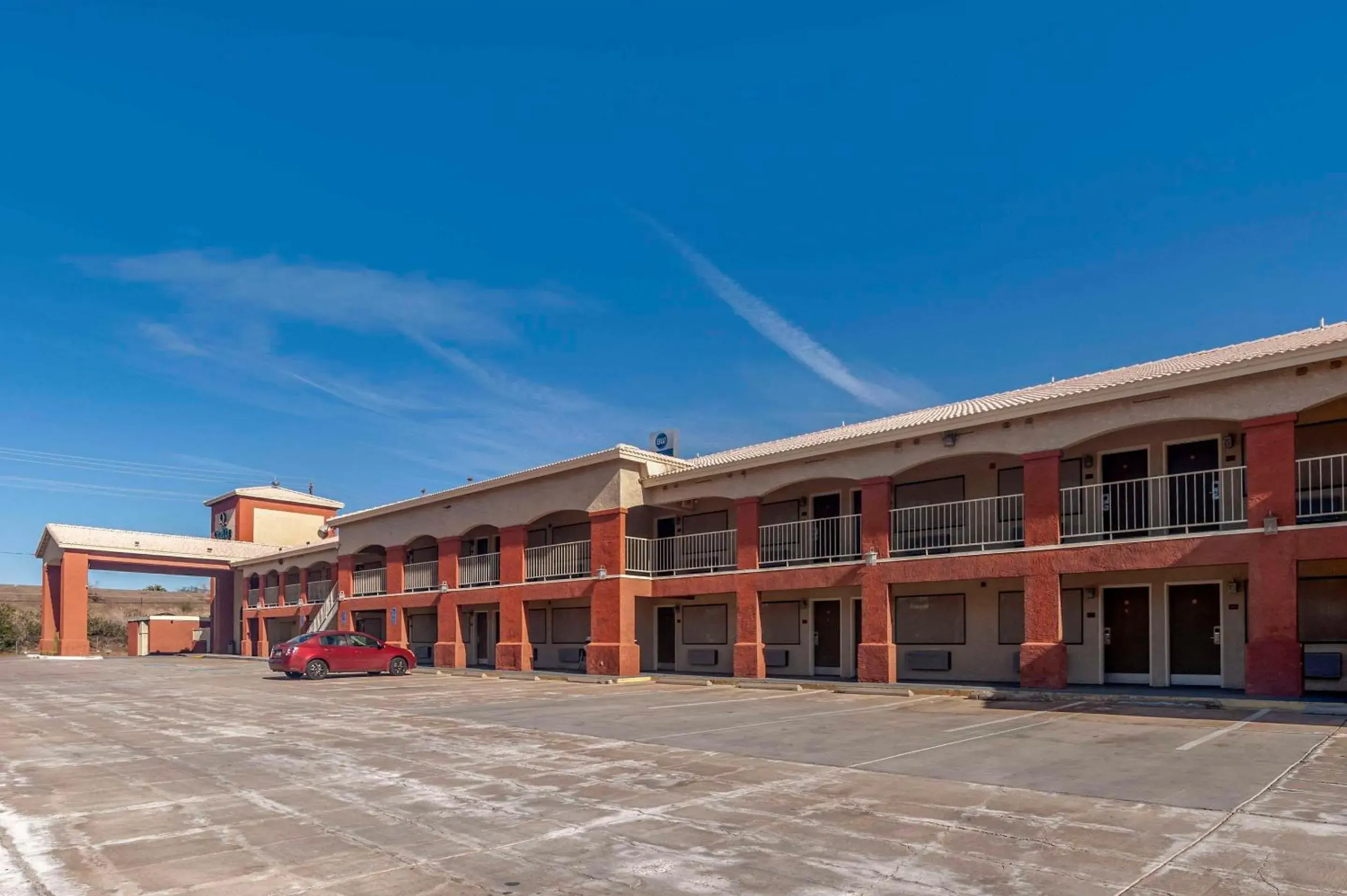 Property building in Quality Inn Blythe I-10 Property building in Quality Inn Blythe I-10