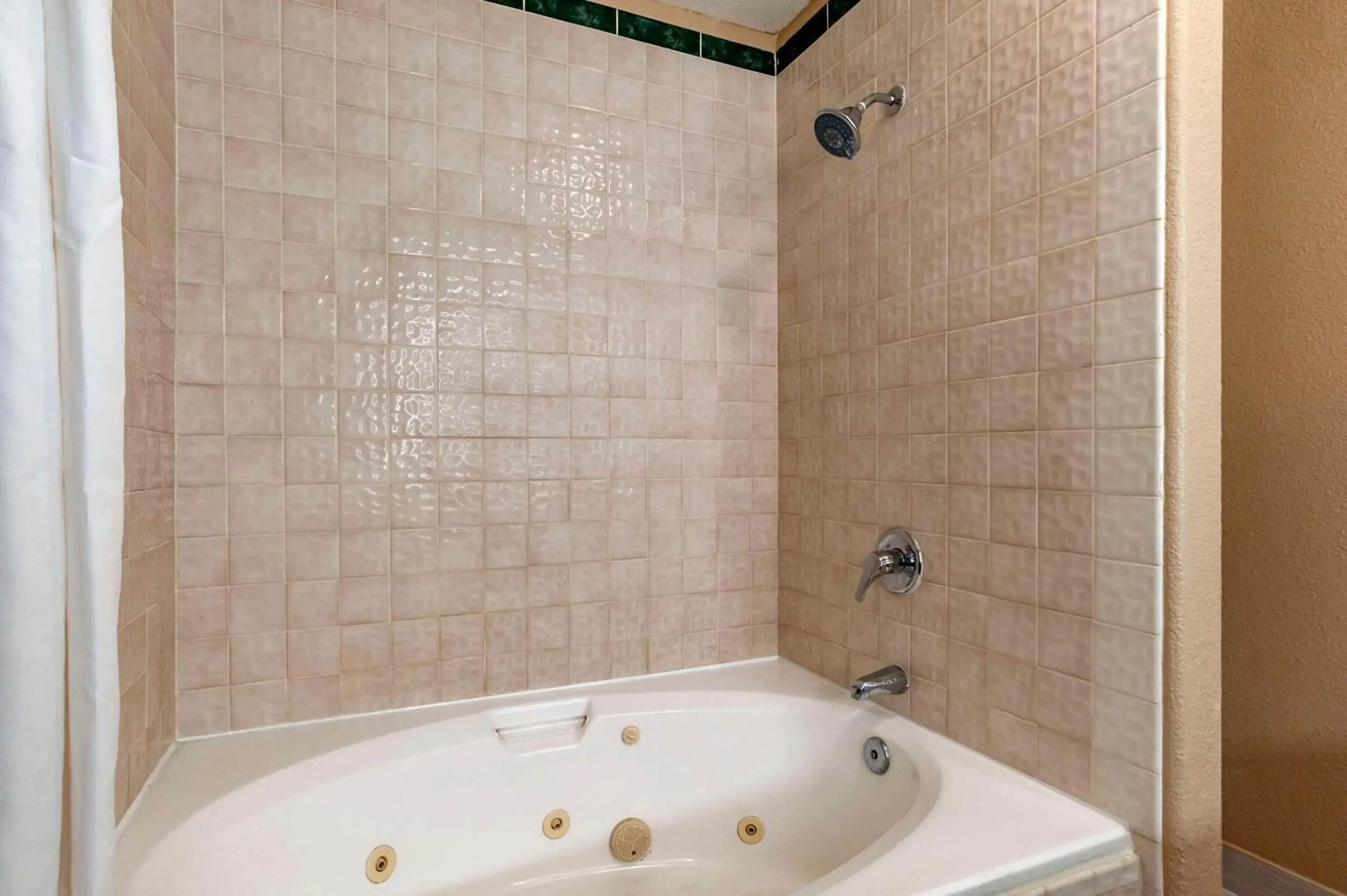 Bedroom in Quality Inn Blythe I-10 Bedroom in Quality Inn Blythe I-10