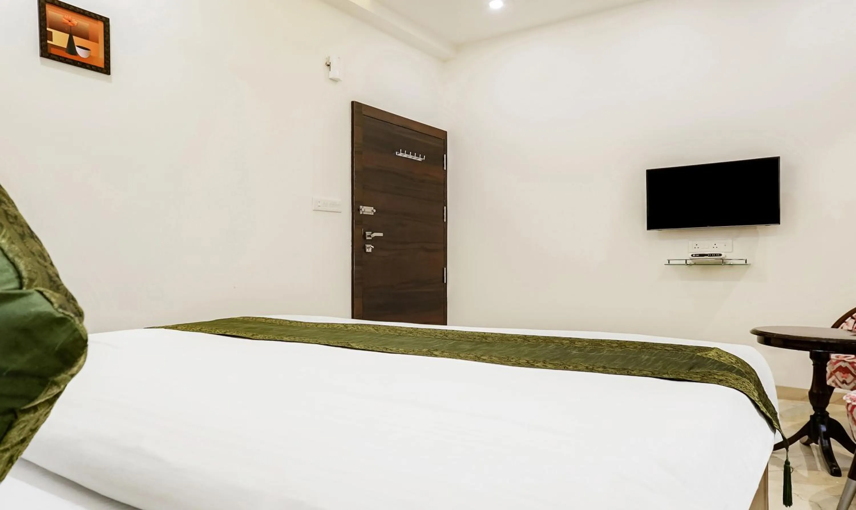 Bedroom, Bed in Treebo Hotel A1