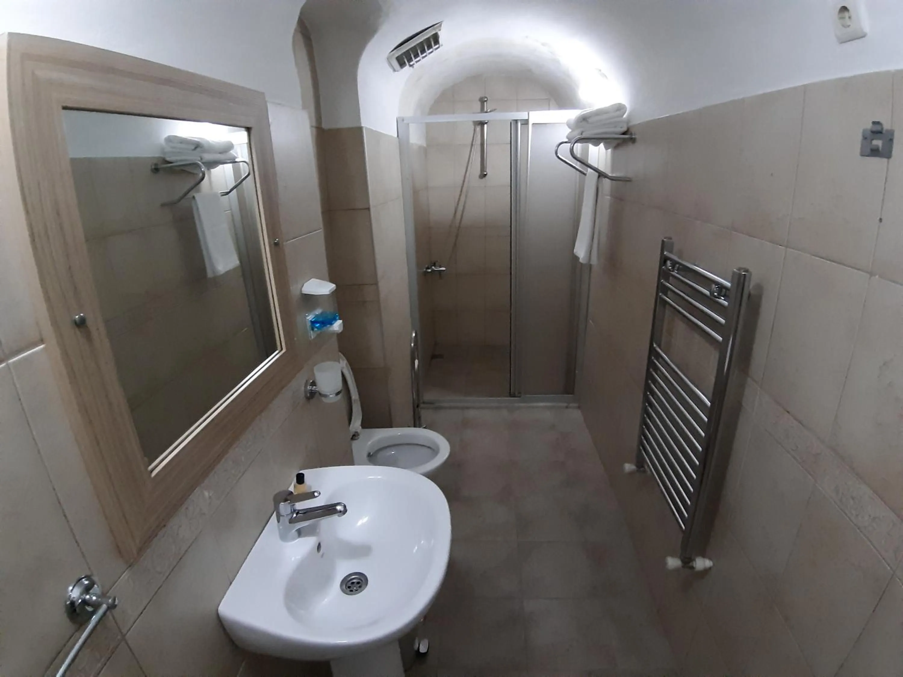 Toilet in Burak Apart