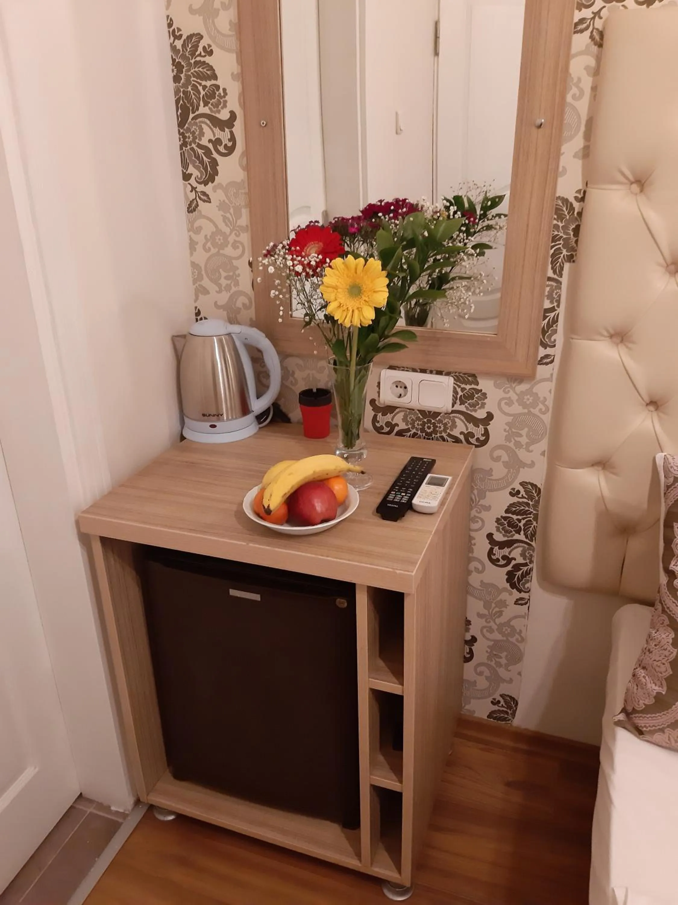 Coffee/tea facilities in Burak Apart